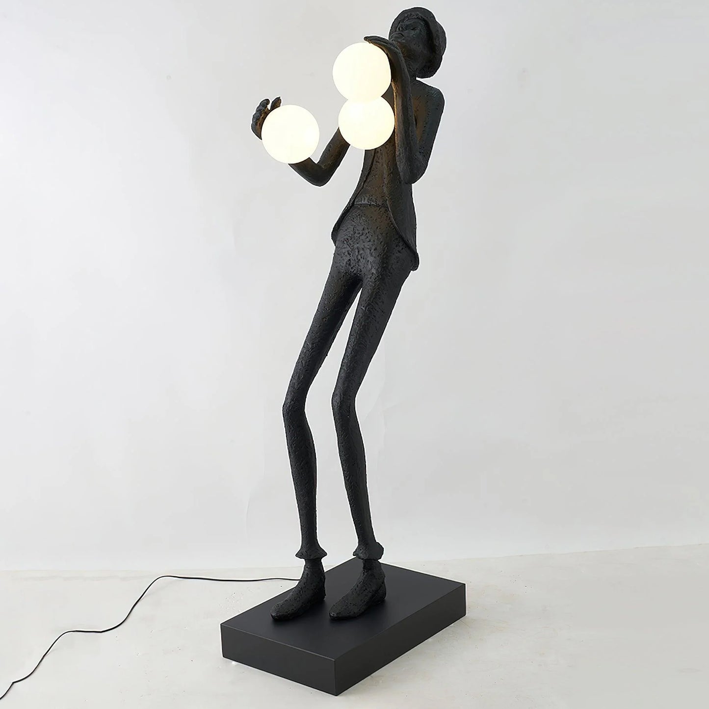 Lámpara de pie con escultura del personaje Michael