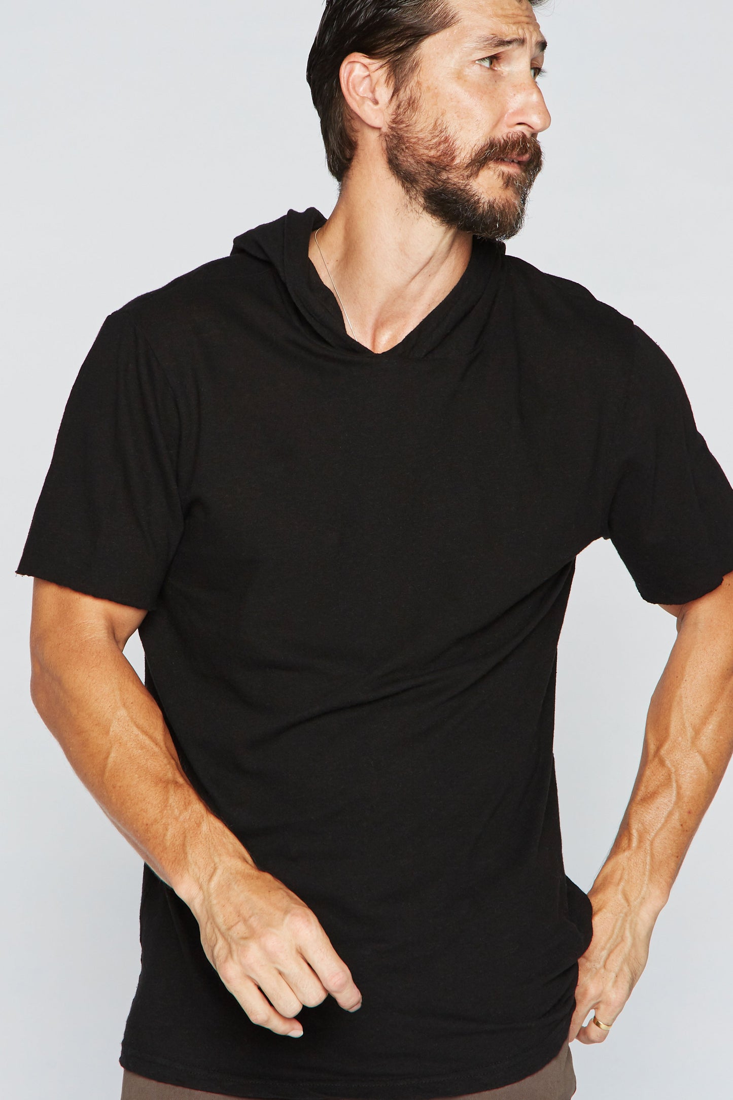 Sudadera con capucha de manga corta de mezcla de lino para hombre