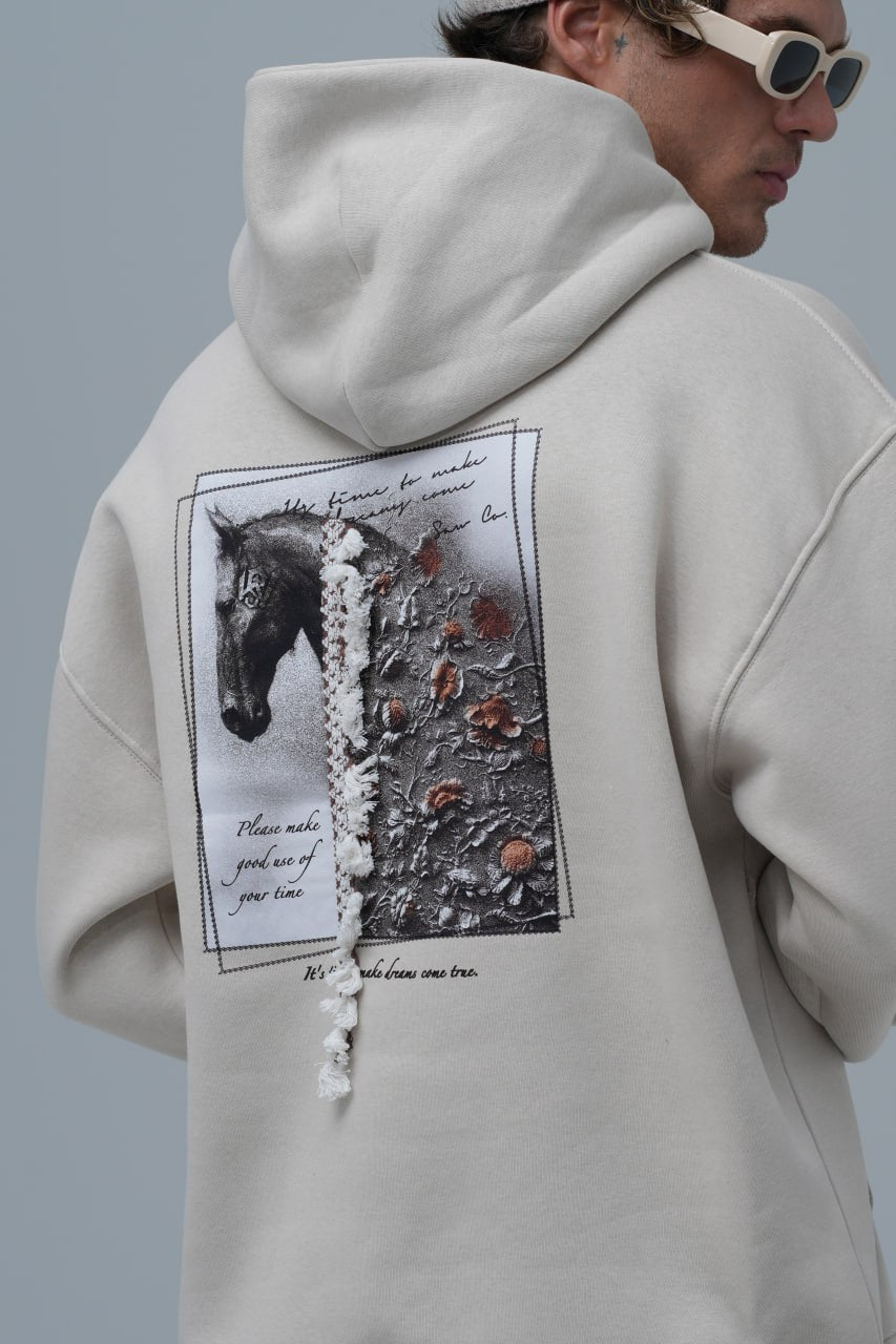 Sudadera con capucha y gráfico de caballo de técnica mixta