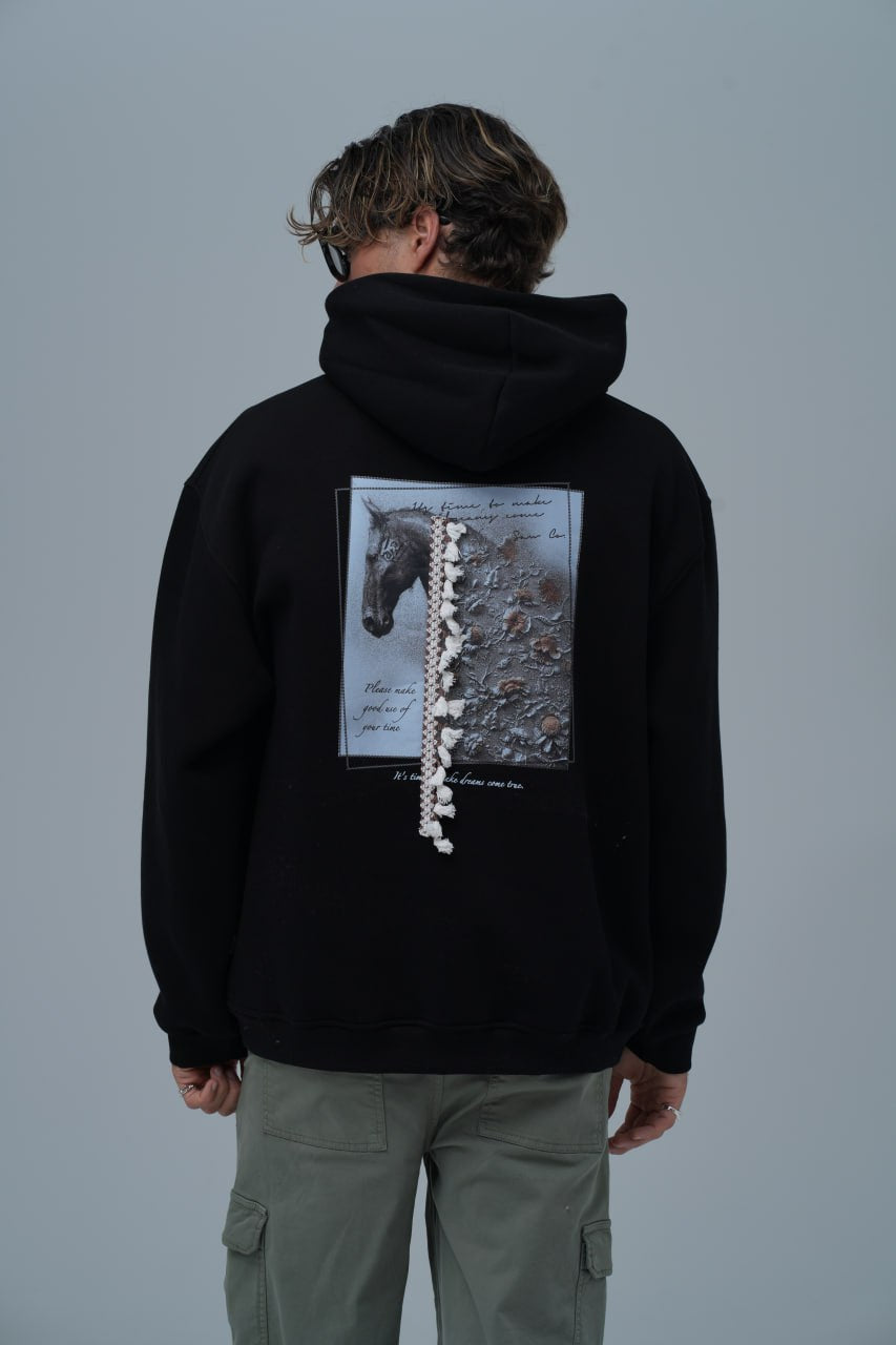 Sudadera con capucha y gráfico de caballo de técnica mixta