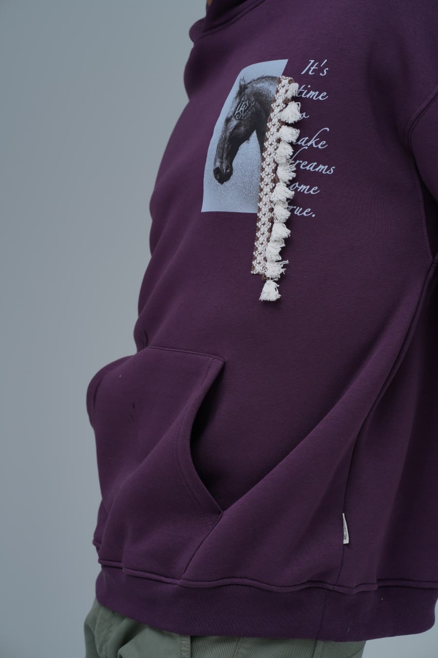 Sudadera con capucha y gráfico de caballo de técnica mixta