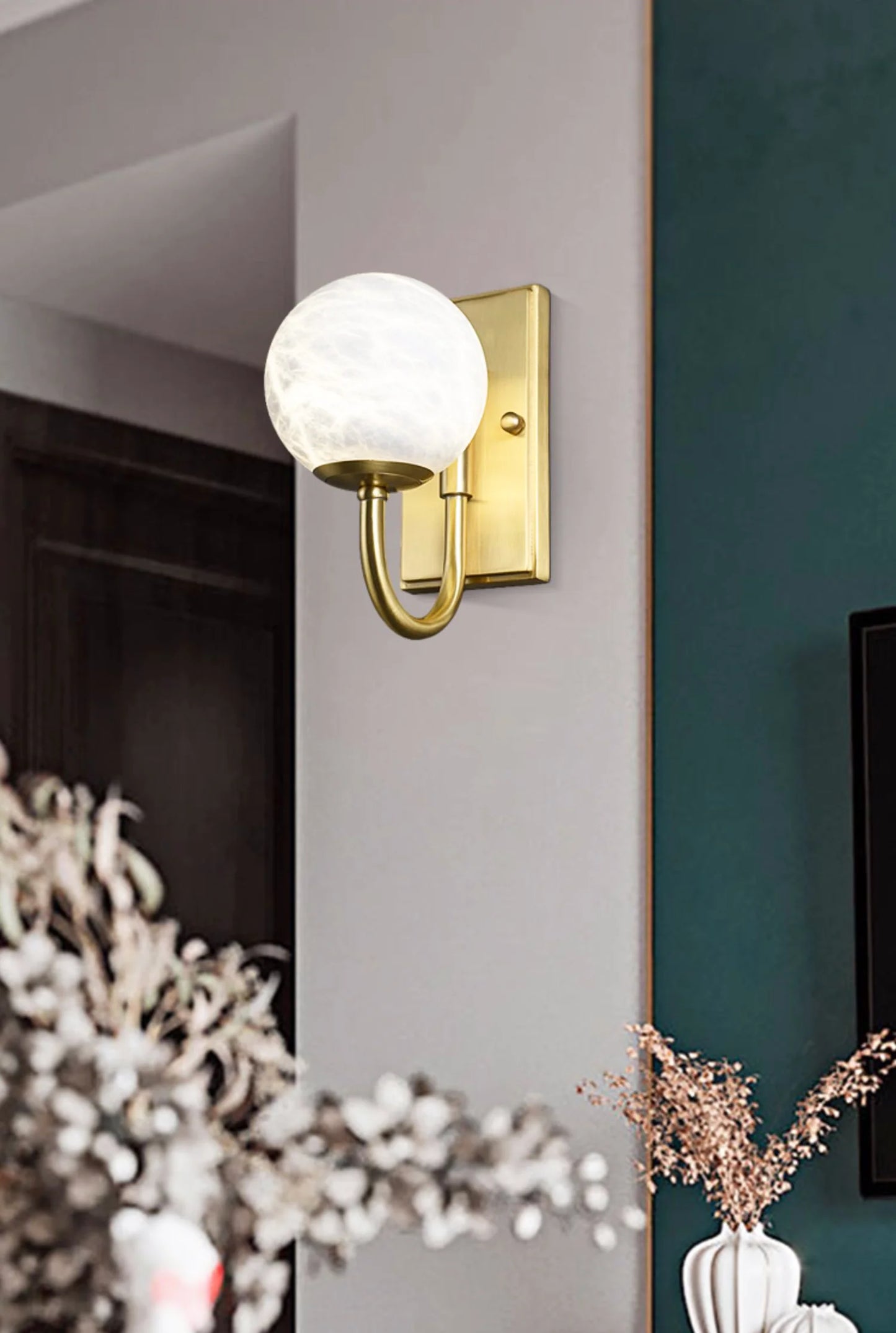 Lámpara de pared moderna y sencilla de alabastro