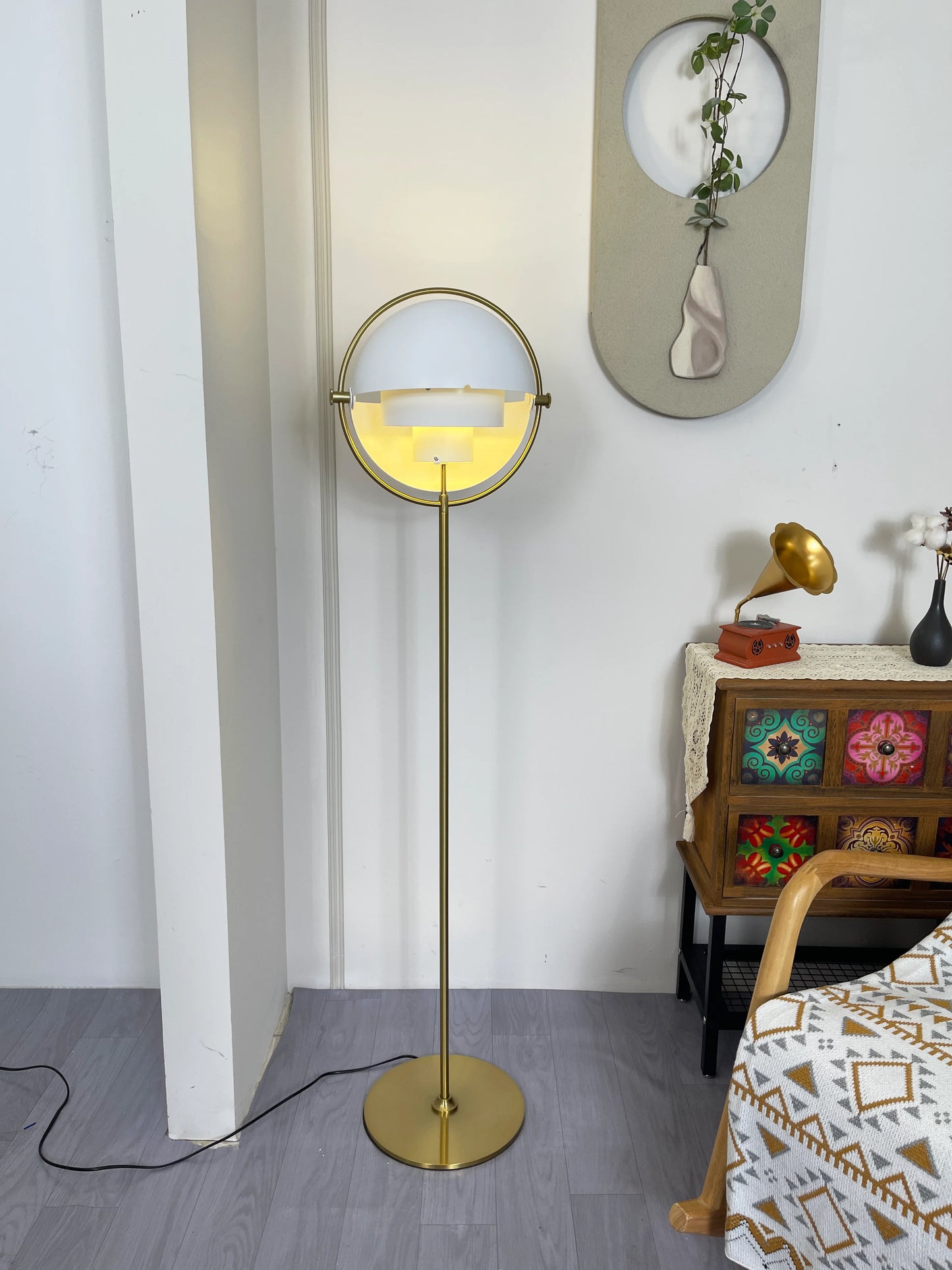 Lámpara de pie giratoria Multi-Lite Ball
