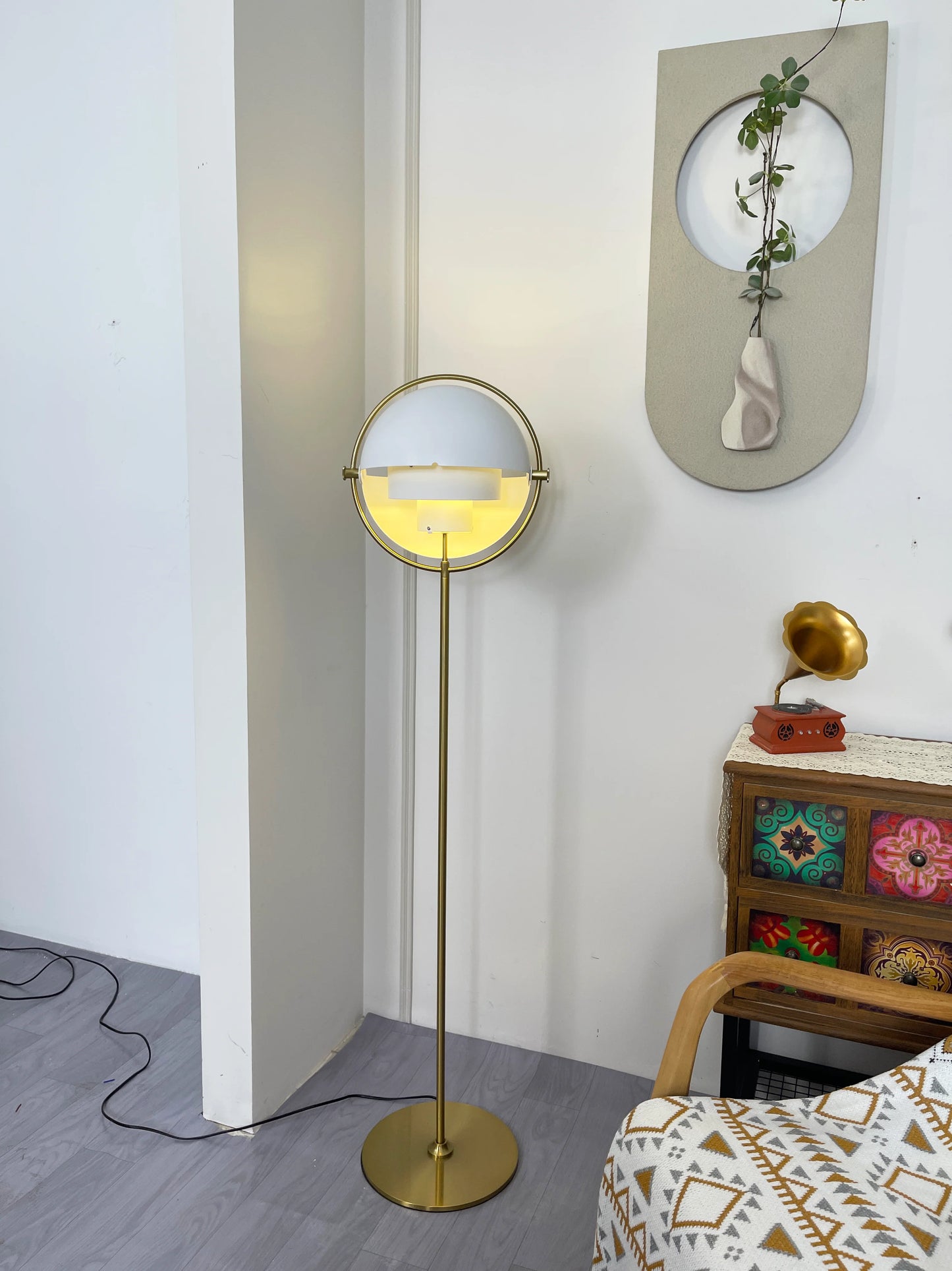 Lámpara de pie giratoria Multi-Lite Ball