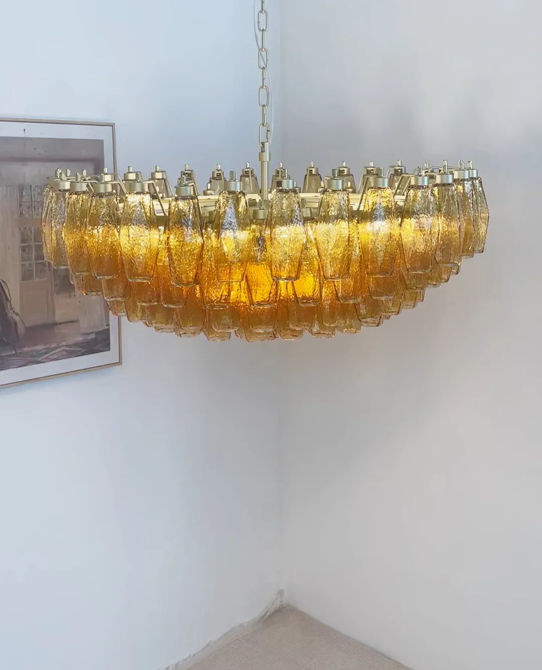 Lámpara de araña de cristal ámbar facetado de Murano