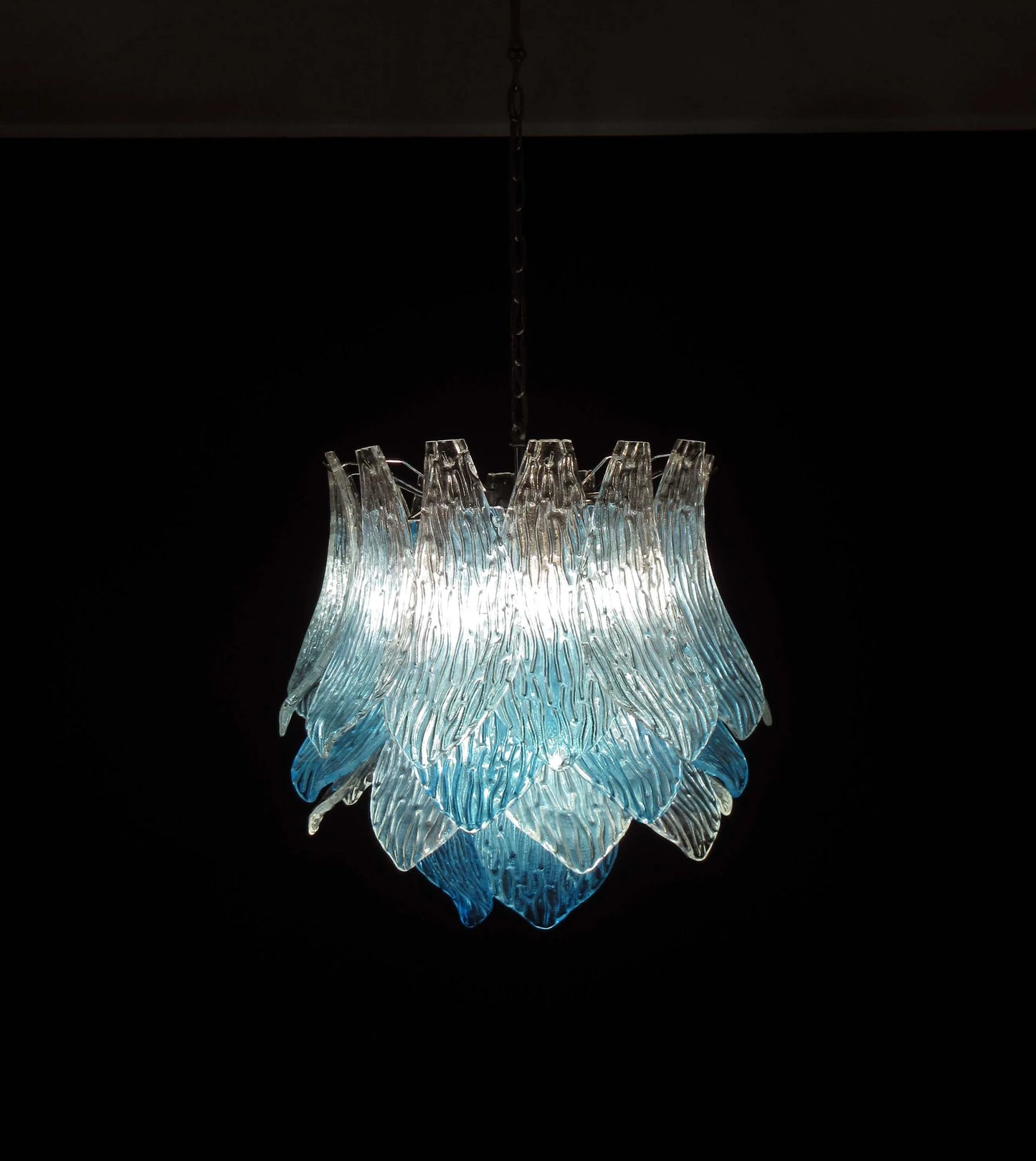 Lámpara de araña de cristal azul transparente de Murano vintage