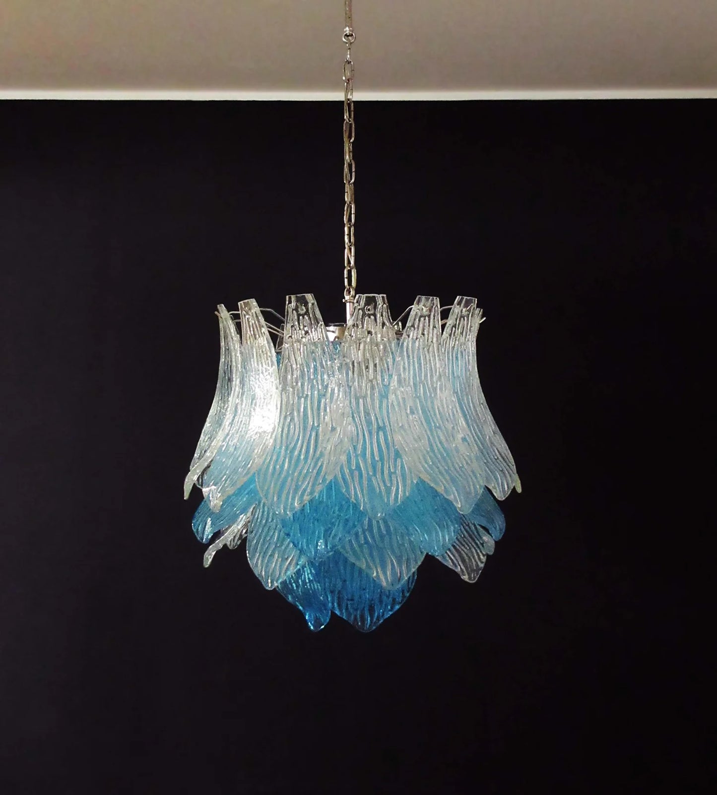 Lámpara de araña de cristal azul transparente de Murano vintage
