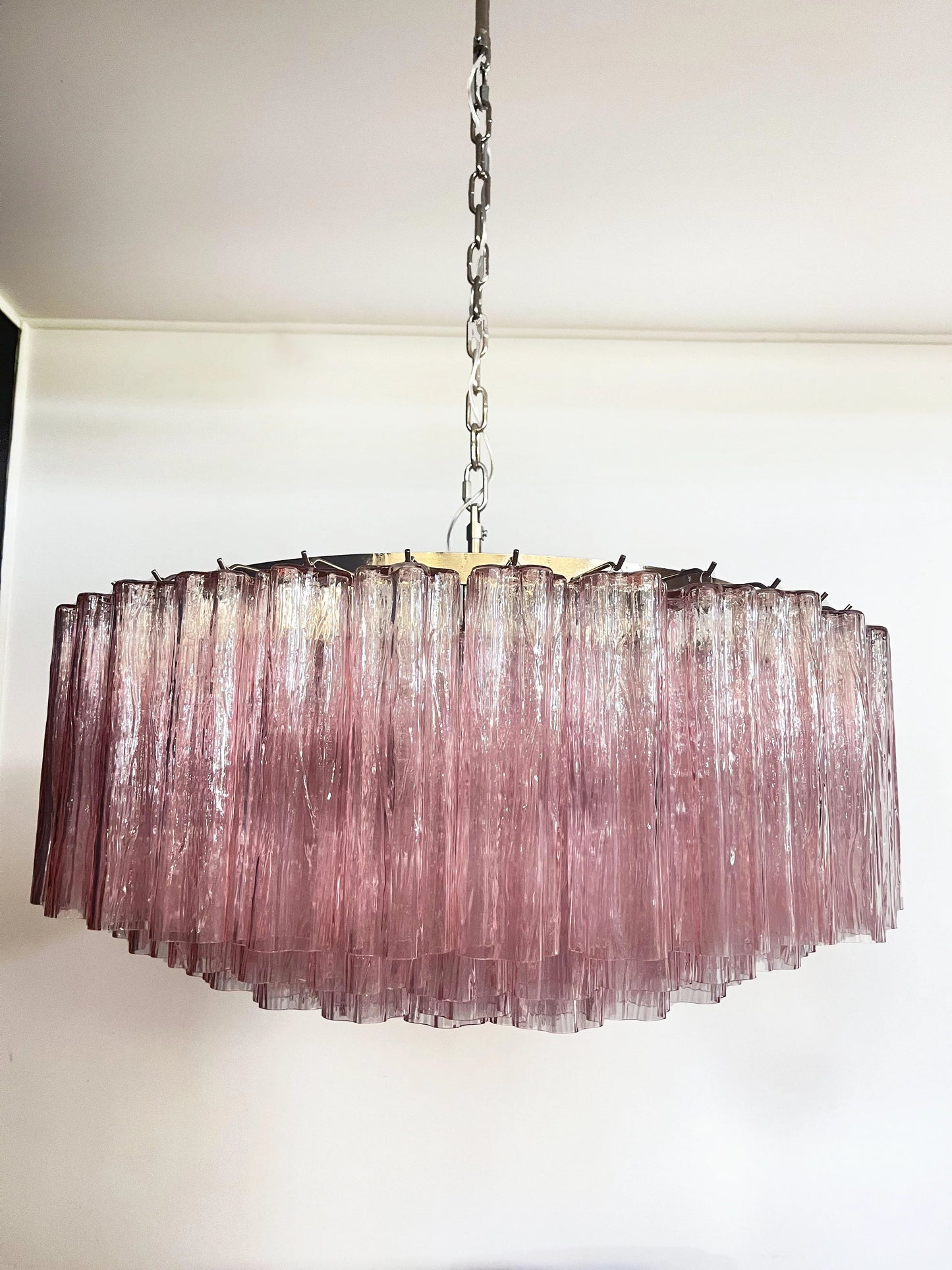 Araña de Murano grande con tubos de cristal rosa