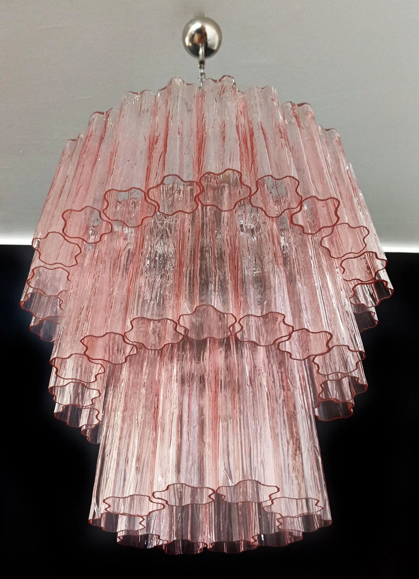 Lámpara de araña de tubo de cristal de Murano rosa