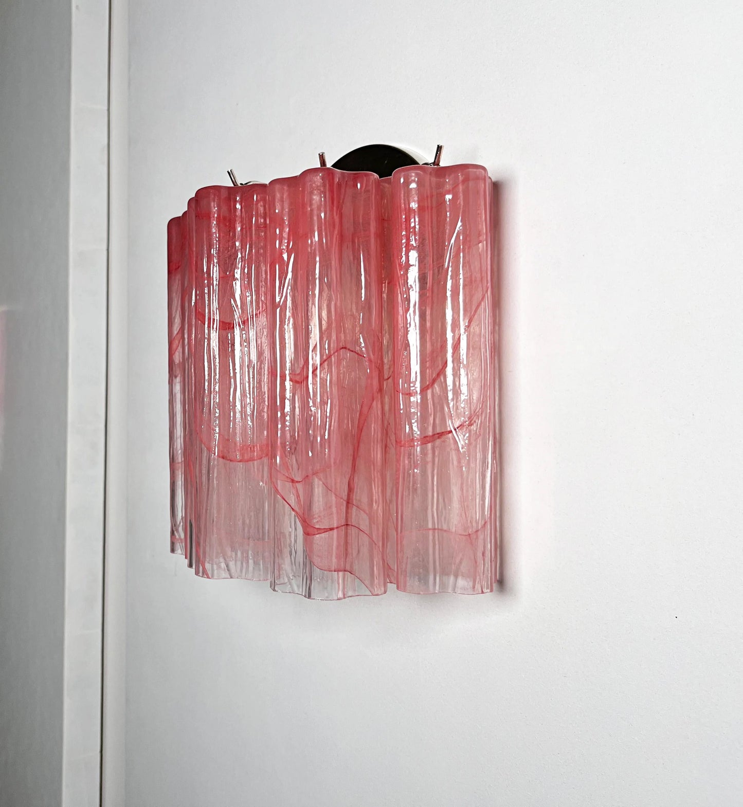 Lámpara de pared de tubo de cristal rojo de Murano