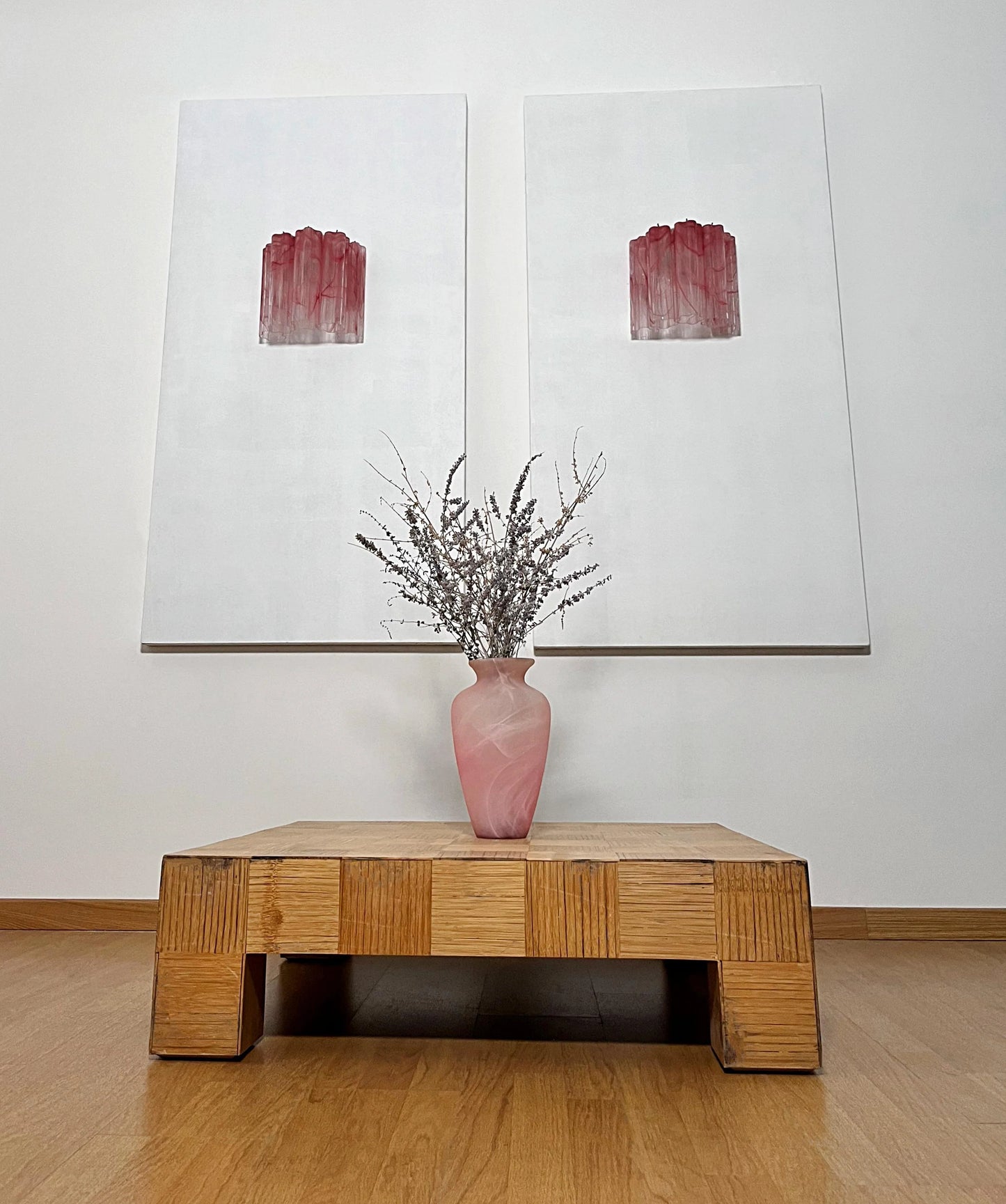 Lámpara de pared de tubo de cristal rojo de Murano