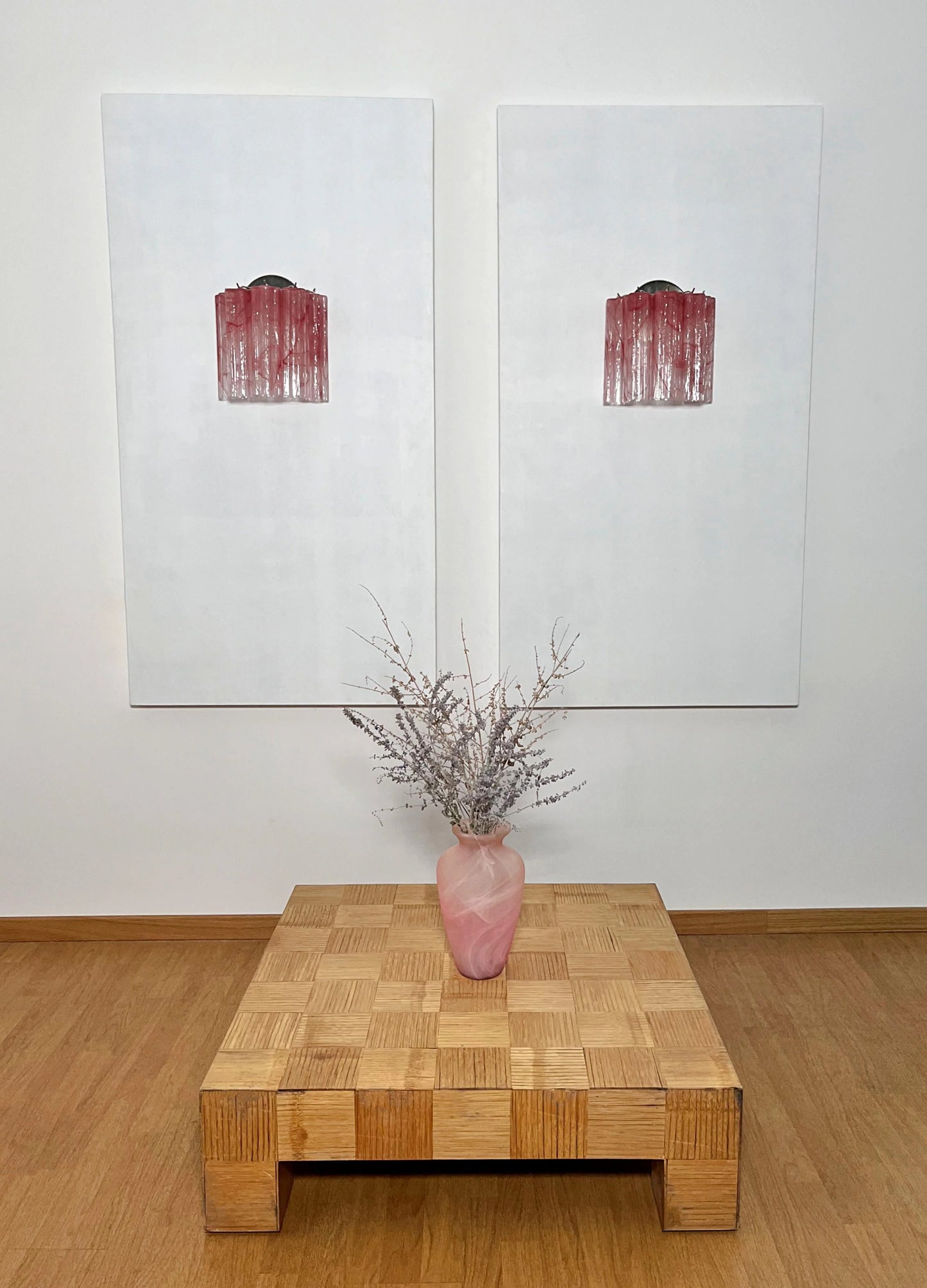 Lámpara de pared de tubo de cristal rojo de Murano