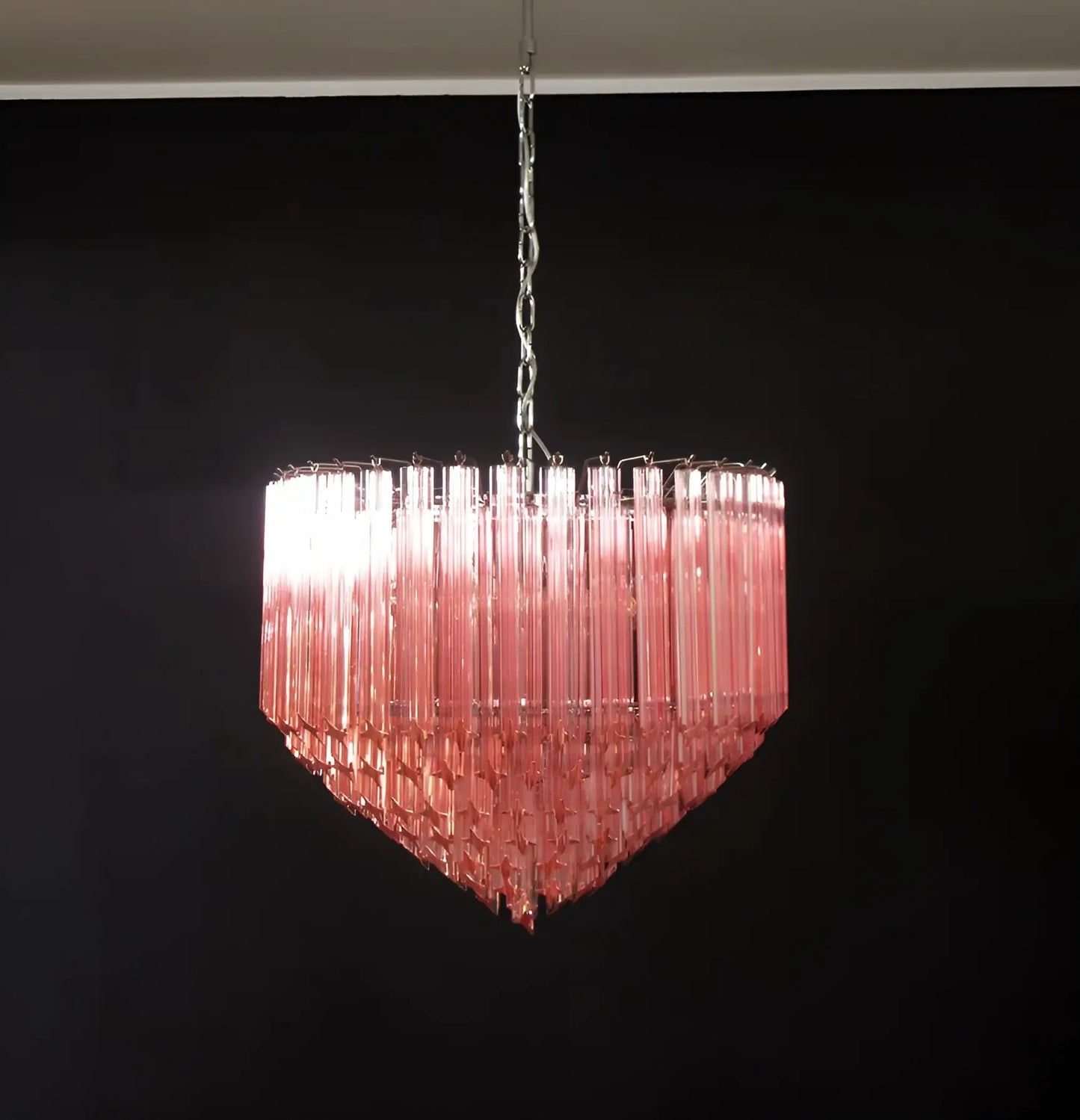 Lámpara de araña rosa con prismas Murano Quadriedri