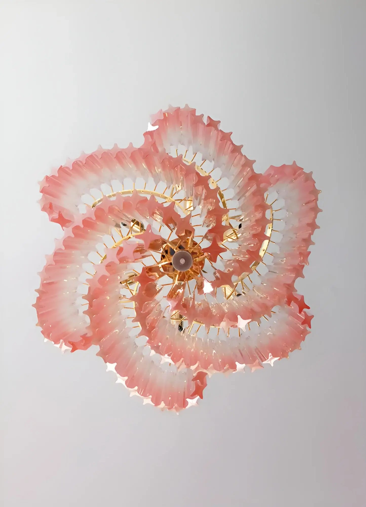 Lámpara araña prismática rosa sombreada Murano