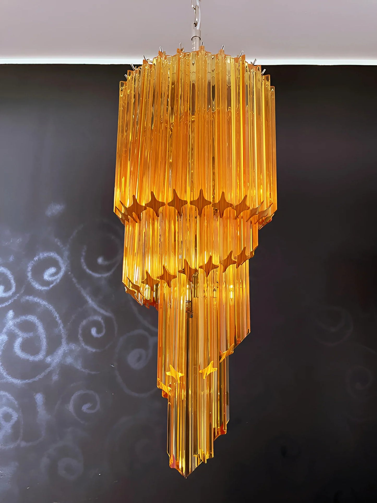 Candelabro Ámbar con Prismas Espirales de Murano