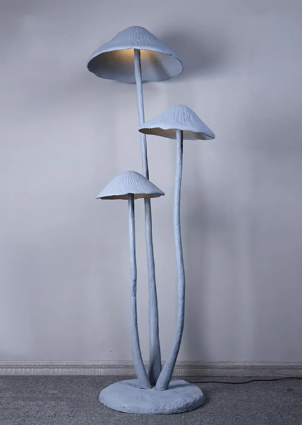 Lámpara de pie con escultura de seta