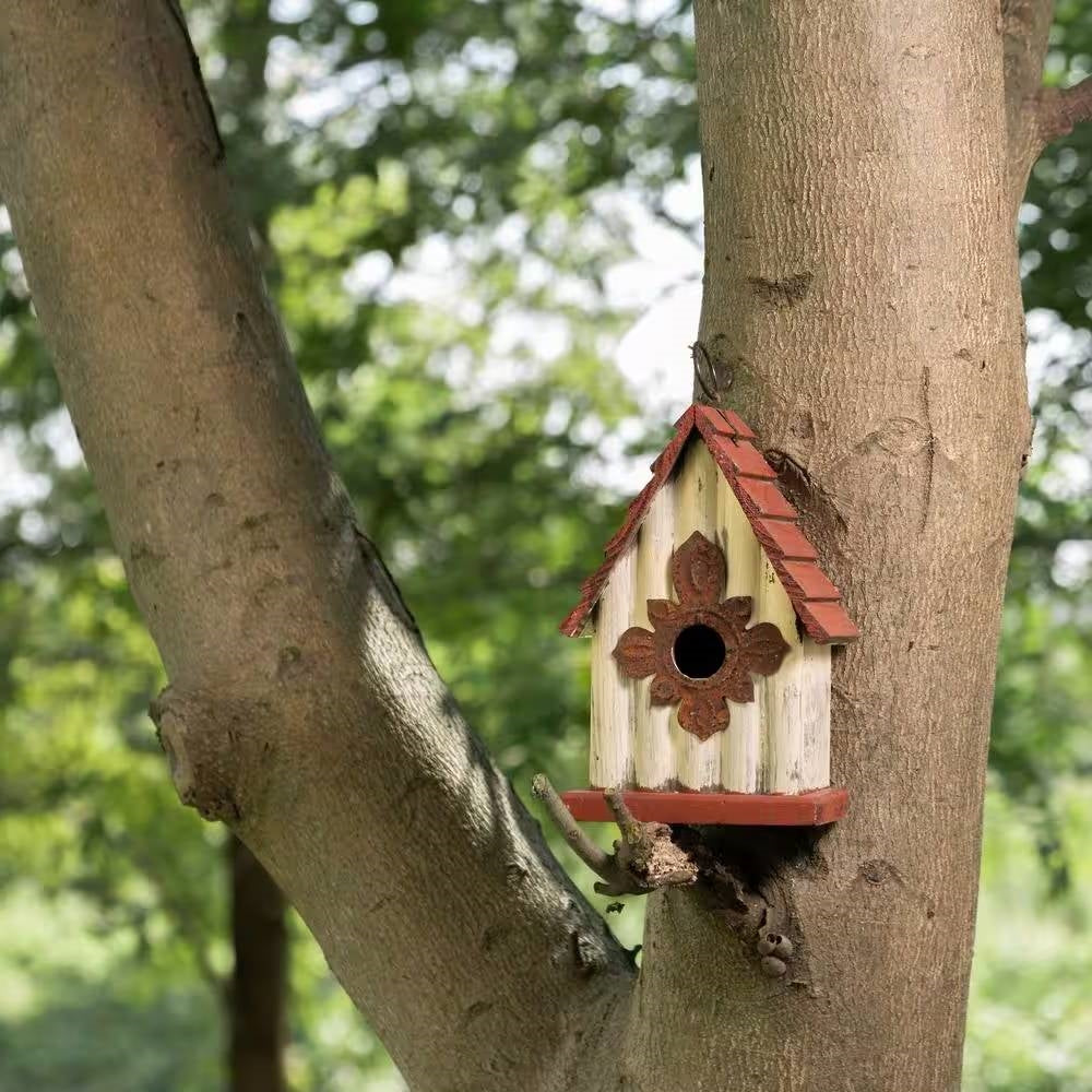 Casita de pájaros de madera maciza con forma de A para exteriores con techo de lamas color terracota