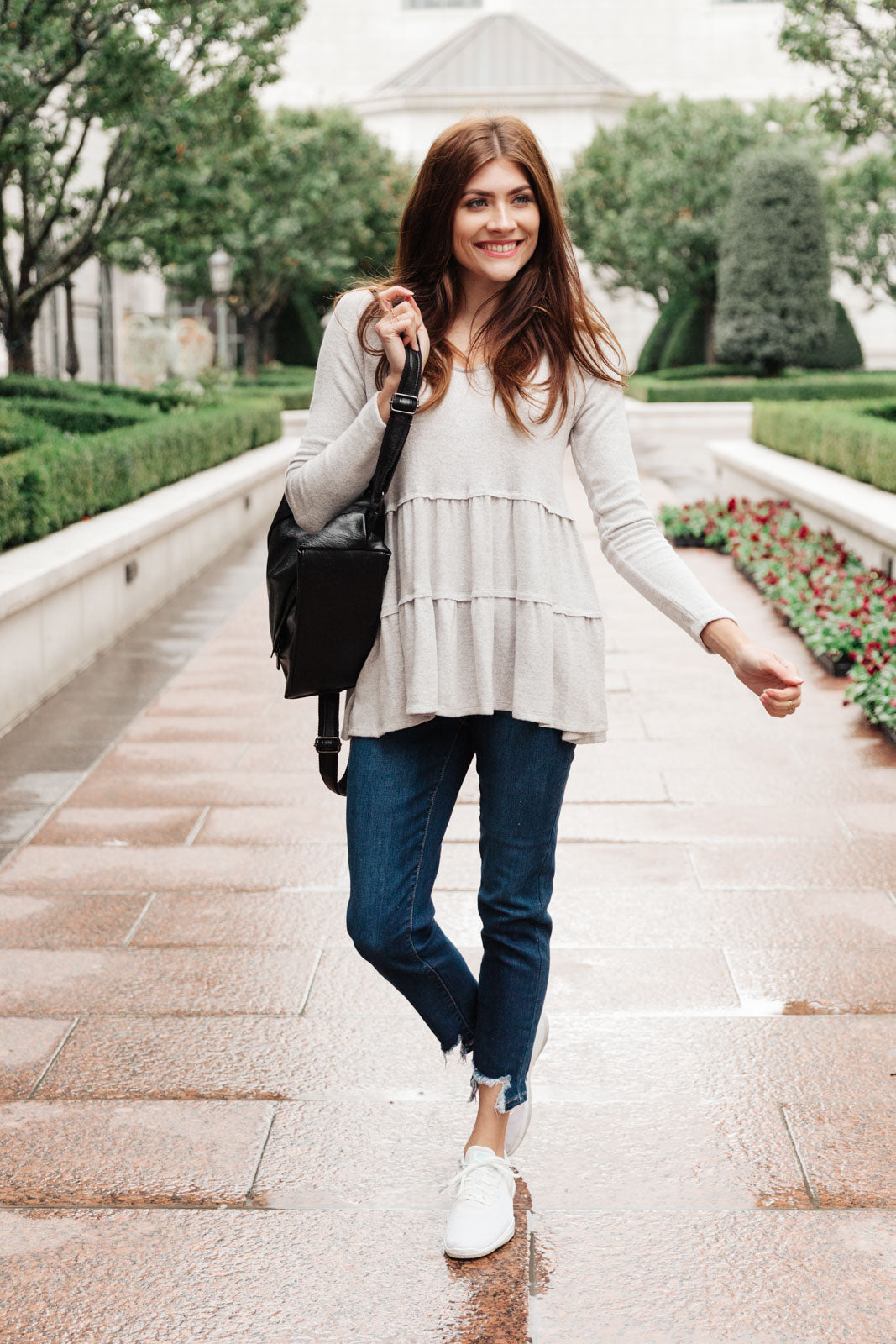 Blusa en niveles Nicely Done en gris