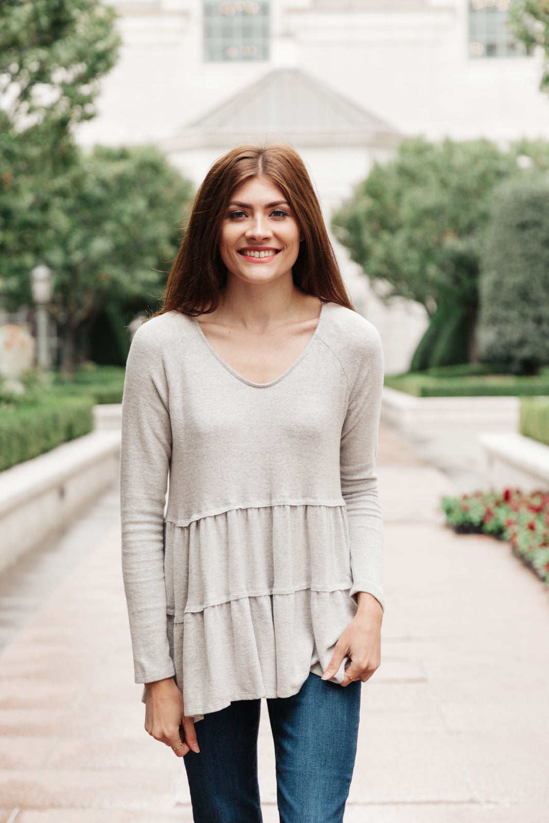 Blusa en niveles Nicely Done en gris