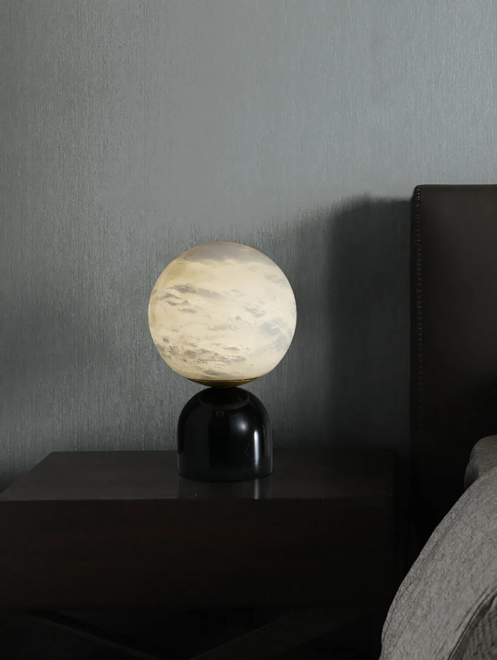 Lámpara de mesa de alabastro nórdica para mesita de noche