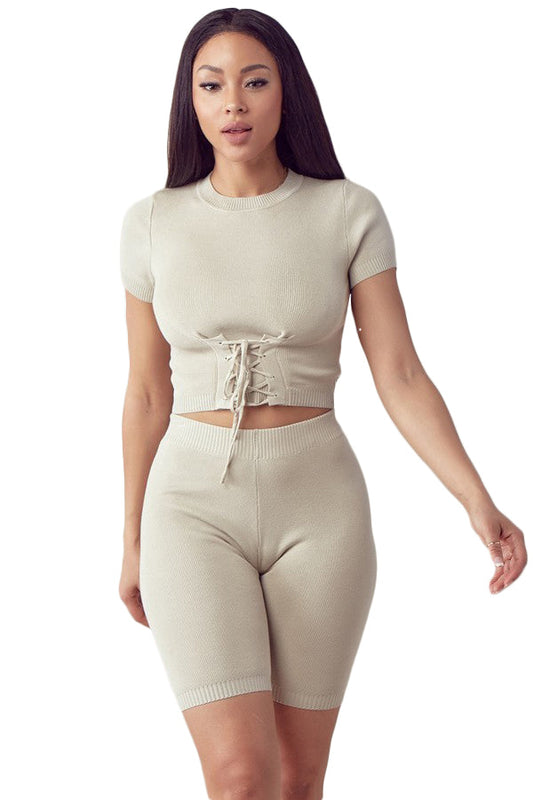 Conjunto de 2 piezas de top de punto fruncido con aberturas y shorts - Nude
