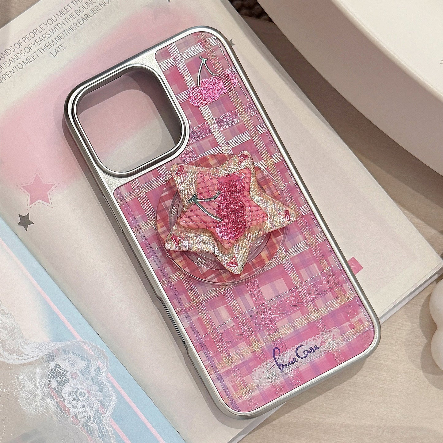 Funda dorada para teléfono Apple 16promax a cuadros rojos cereza iphone15 galvanizado 14 para dulce y cool 17 Huawei