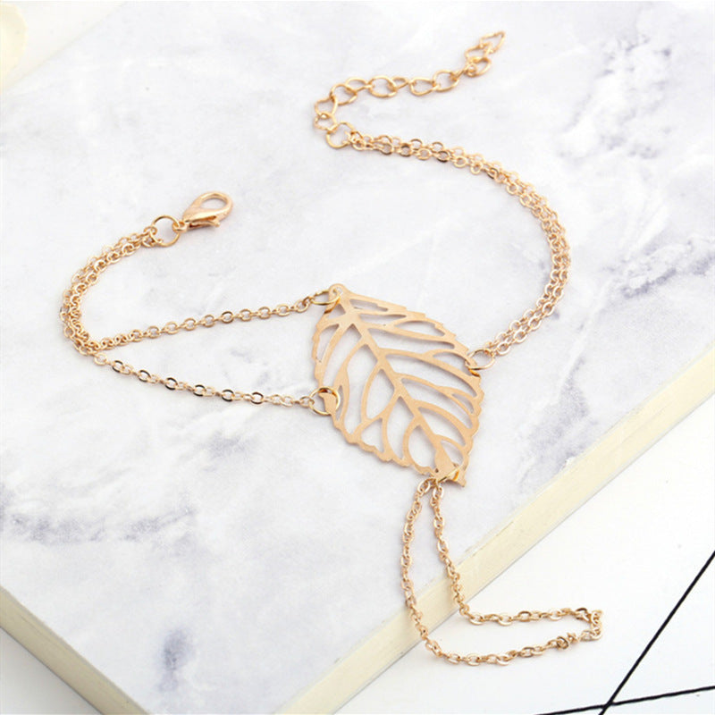 Charm Hollow Leaves Bracelet