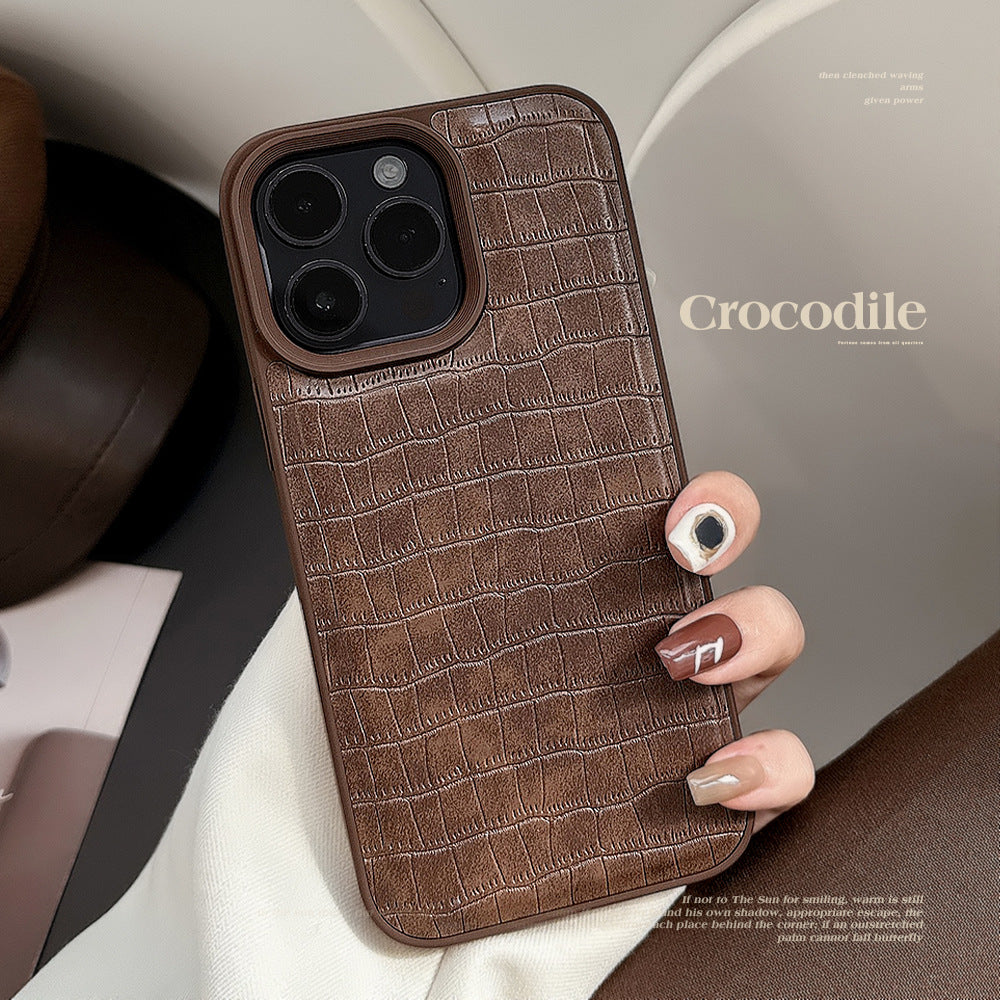 Estuche para teléfono móvil iPhone13/11 con patrón de cocodrilo retro marrón, 15/16/17promax, estilo premium, personalidad.