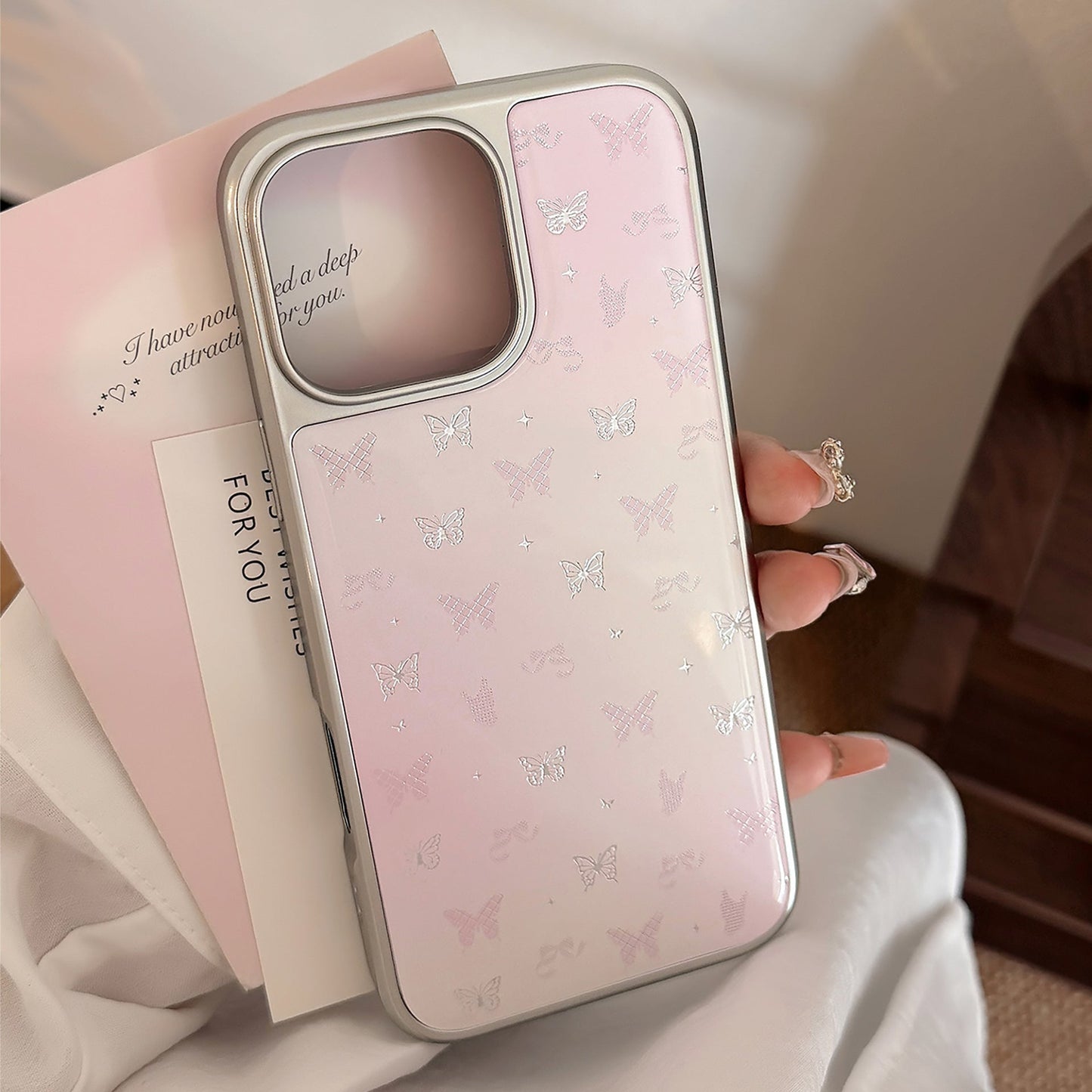 Funda de teléfono móvil iPhone 15 con purpurina en polvo, mariposa, manzana, 16 Pro Max, resina epoxi 17, adecuada para Huawei Mate 70.