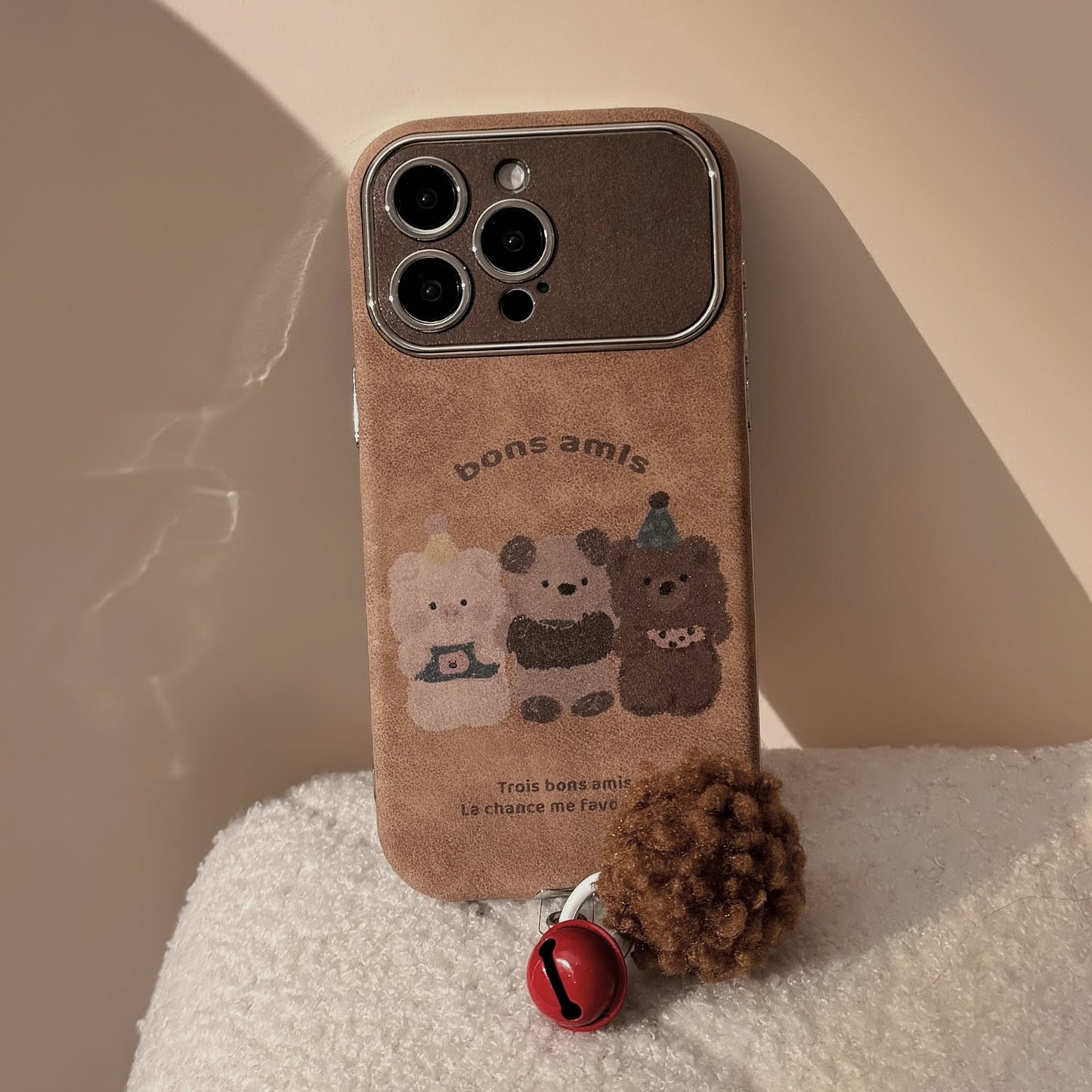 Funda para iPhone 16 de animales de dibujos animados de otoño e invierno, ante para Apple 15promax, cuerda con bola de pelo 14, 17