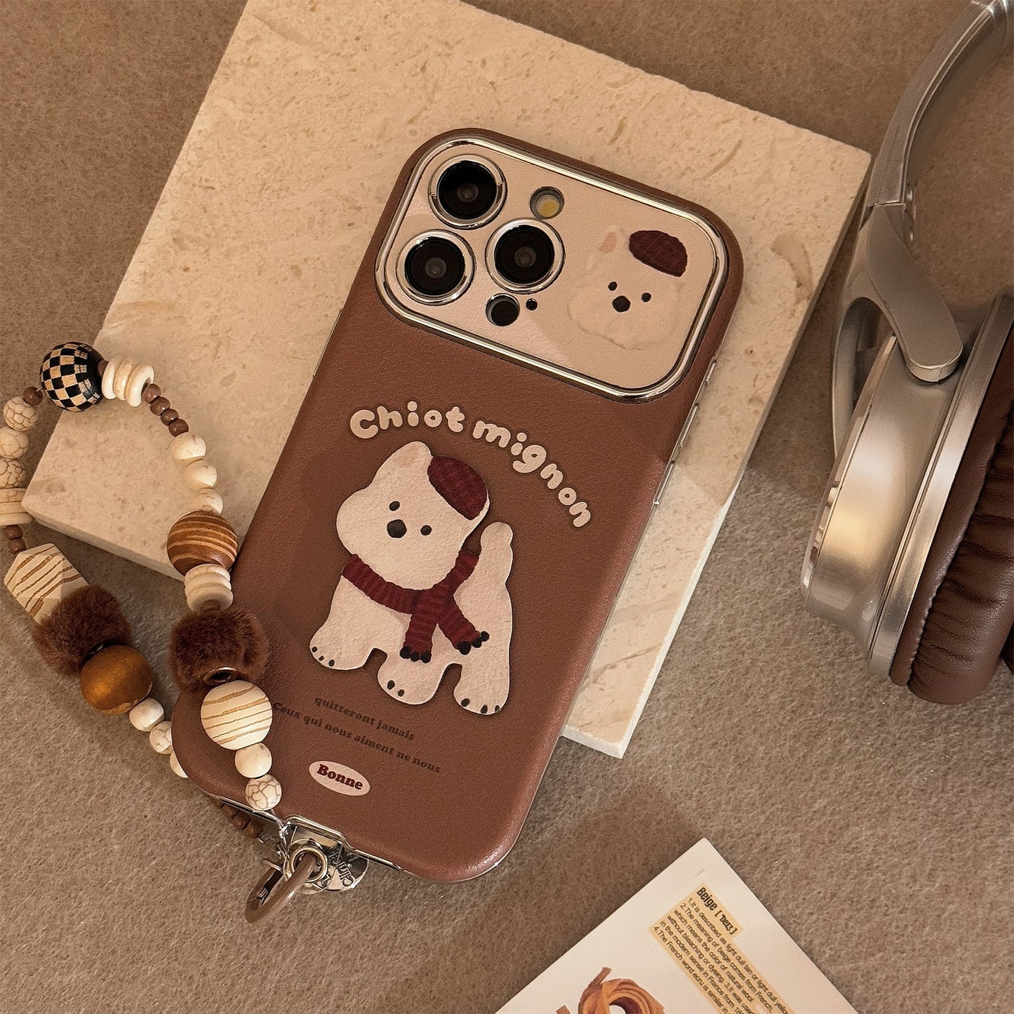 Funda de teléfono móvil tridimensional marrón West Highland adecuada para Apple 15promax iphone16 de cuero de dibujos animados con cordón 17 14
