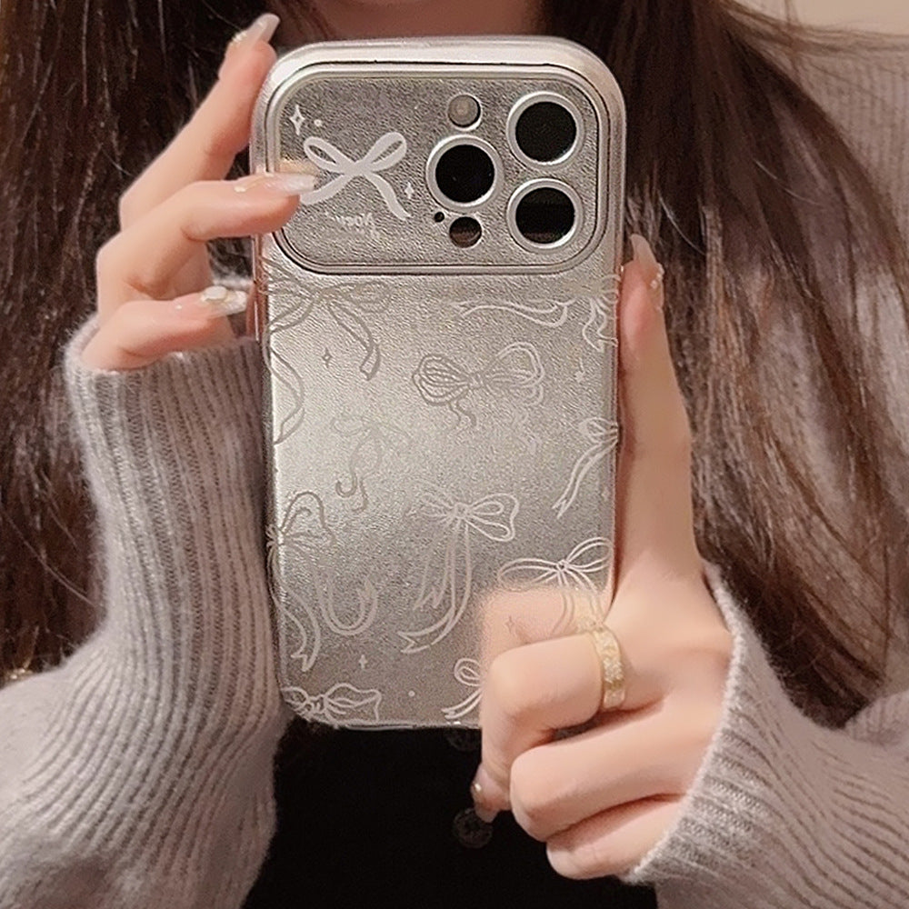 Estilo japonés y coreano adecuado para fundas de iPhone 16 Apple 15, funda de teléfono móvil 14 Pro Max con pantalla completa, lazo 17 de cuero, 12 galvanizado