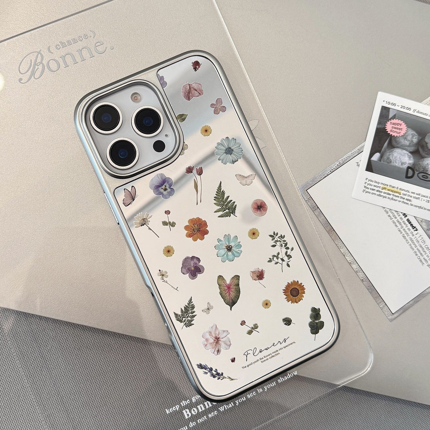 Flores pequeñas y frescas son adecuadas para la funda de teléfono móvil Apple 15promax iphone17 espejo 13 galvanoplastia dura 15 Huawei
