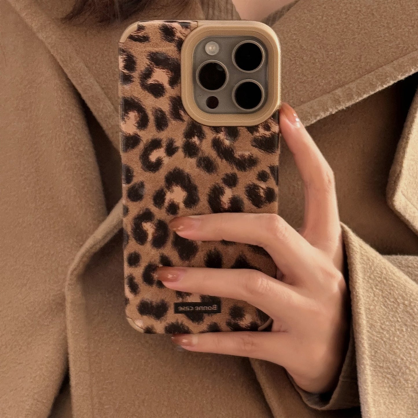 Cuerda de felpa con estampado de leopardo europeo y americano para funda de iPhone 16 iPhone 15promax de ante 14 retro 17 suave