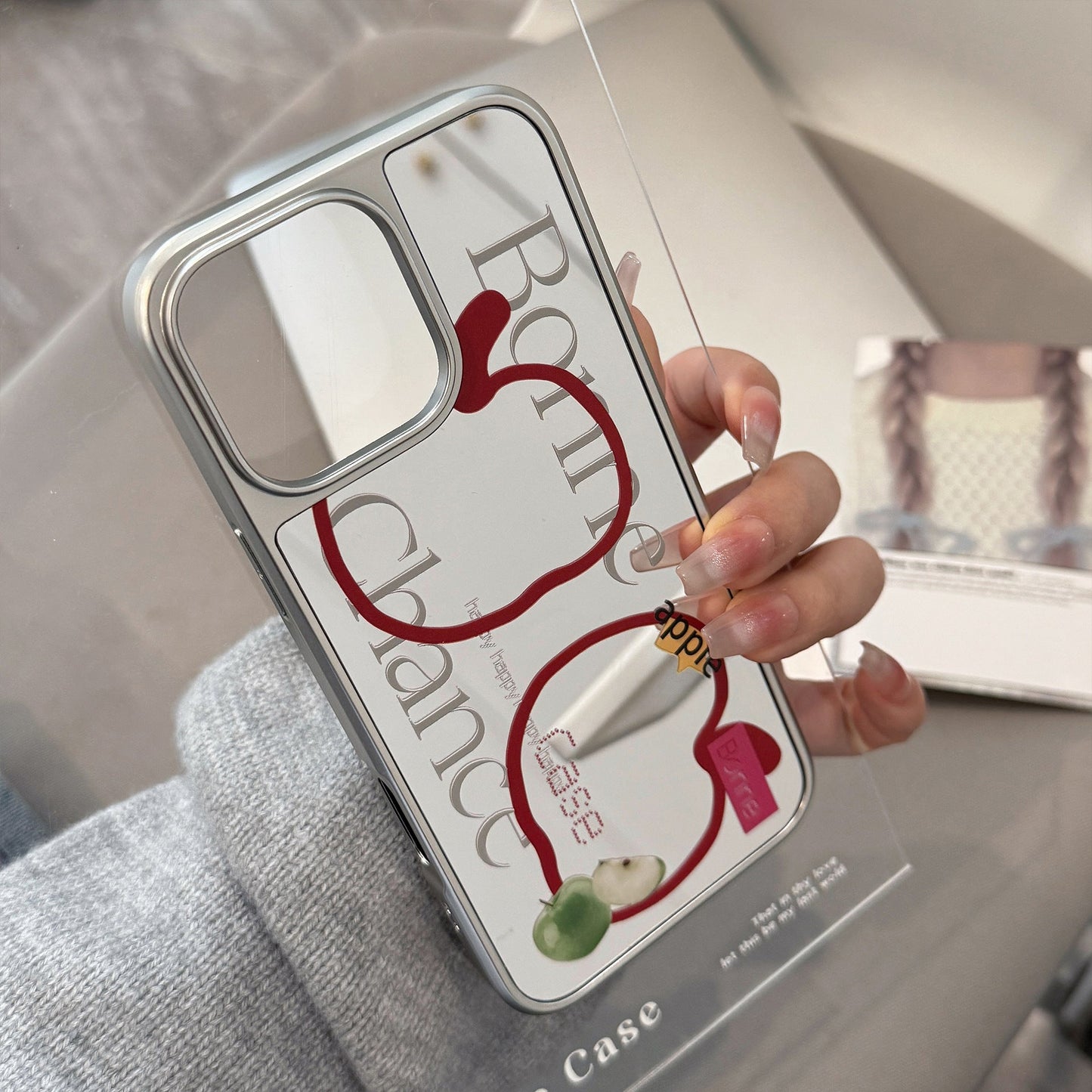 El sentido premium es adecuado para la funda de móvil 16promax iphone17 línea de espejo Apple 15 galvanizado plata 13ª generación.
