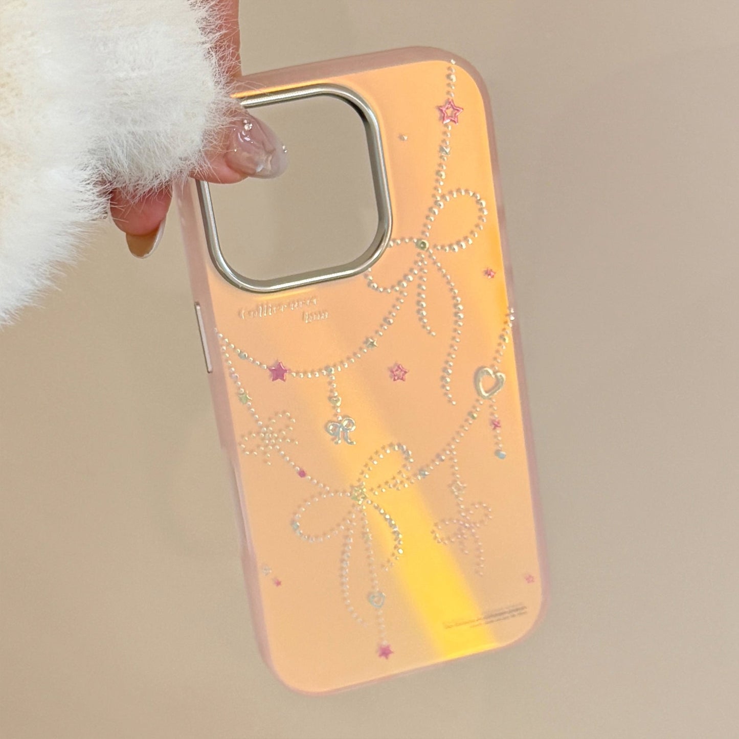 Estuche para teléfono móvil iPhone 17 estilo princesa dorada 15 lazo láser rosa 16Promax anticaídas 13 rígido