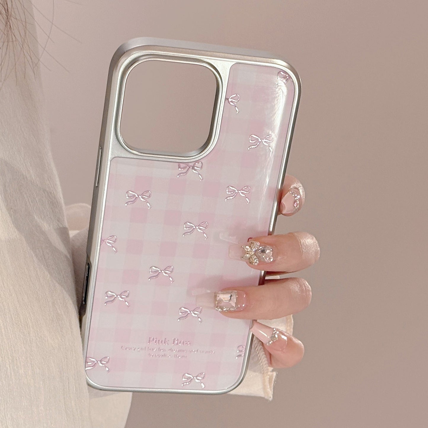 Gilt se aplica a la funda para teléfono móvil Apple 17promax, lazo de cuadros rosa para iPhone 16, chapado en 13, duro para 14 Huawei