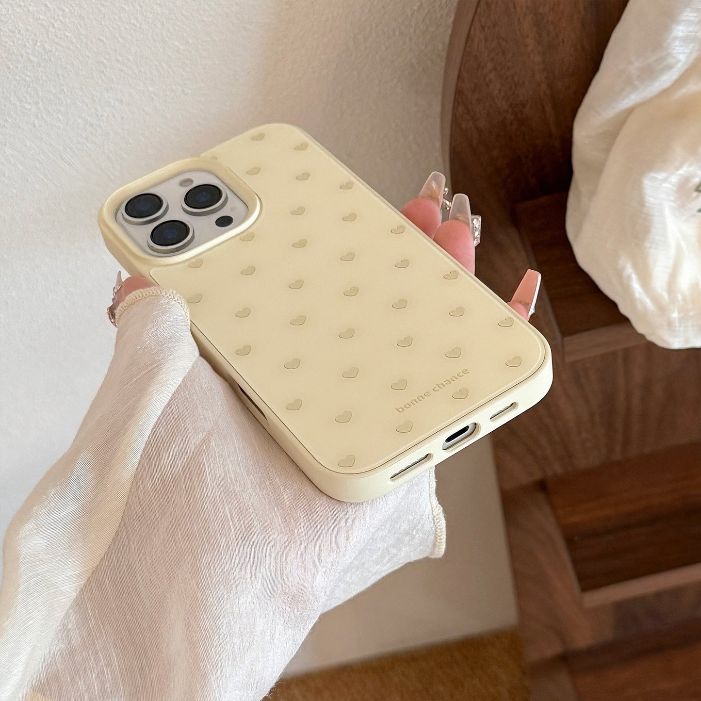 Funda de teléfono móvil Gilt ins small love apple 16 para iPhone16pro max de nicho 15 cristal 13 dura 12