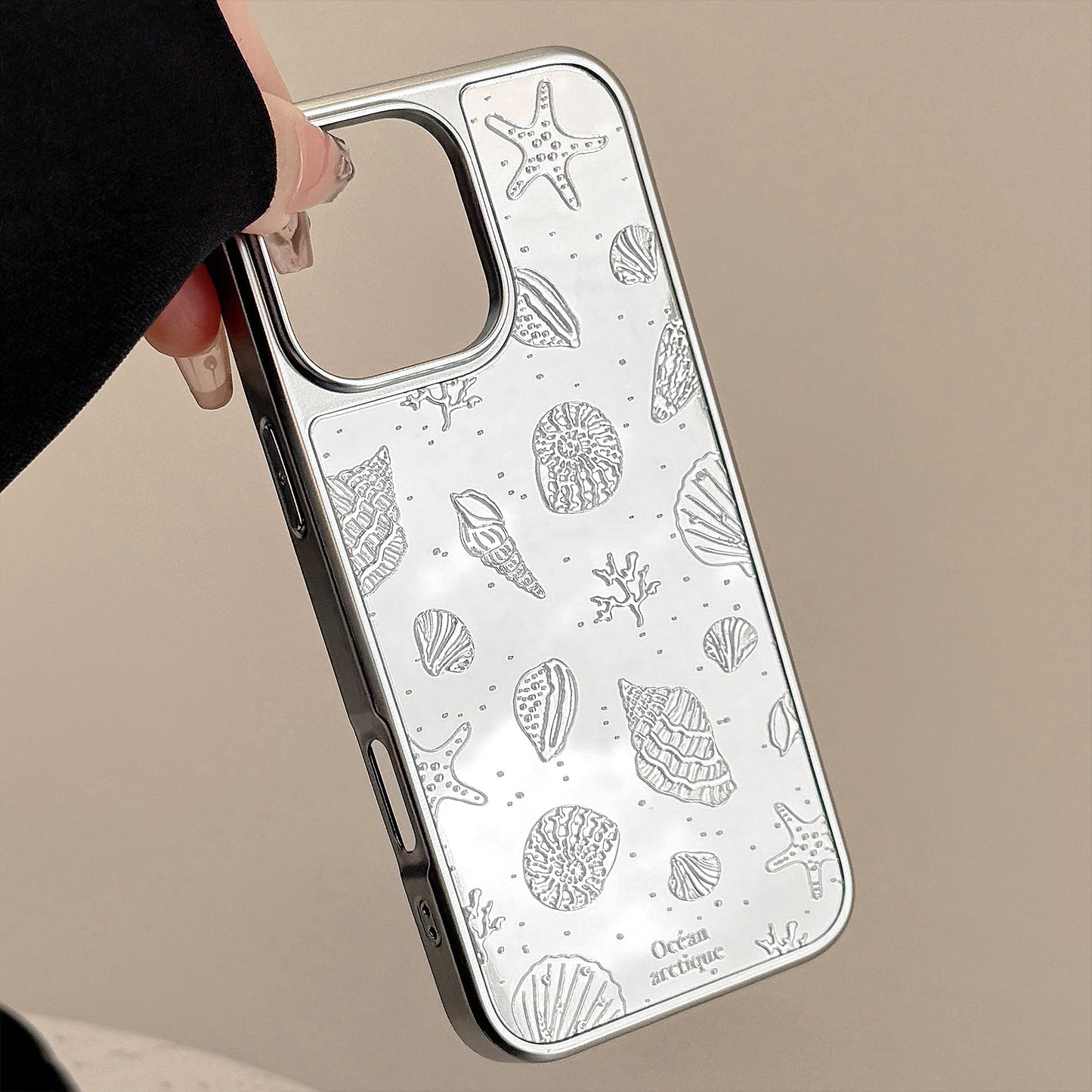 Chapado en oro se aplica a la funda de teléfono móvil Apple 16promax carcasa de estrella de mar iphone17 espejo premium 12 dura