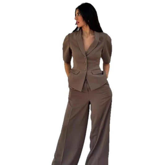 Traje de mujer casual elegante de color liso y manga corta