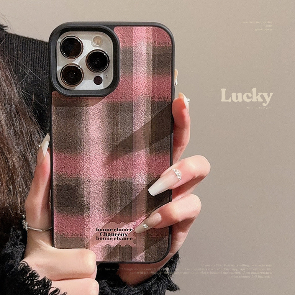 Girl contrasting color plaid Apple 16 mobile phone case 17promax autumn and winter sweet and cool 11 for iPhone13 leather 12