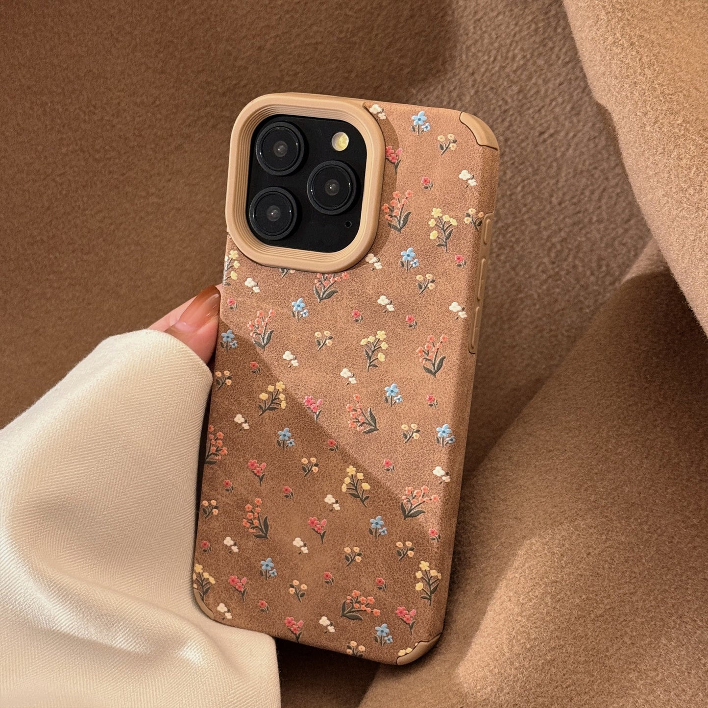 Leather gentle small floral application iphone16 apple 15 mobile phone case 17promax retro 13 autumn and winter literature and art