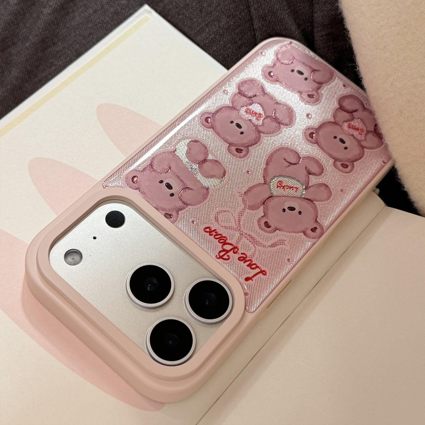 Gilt Apple 17promax mobile phone case 16 Epoxy 13 for iPhone15 pink bear doll Huawei Samsung
