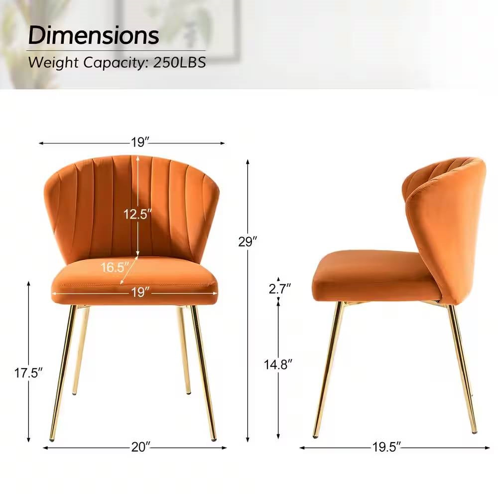 Sillón tapizado de terciopelo naranja con respaldo alto y patas metálicas doradas