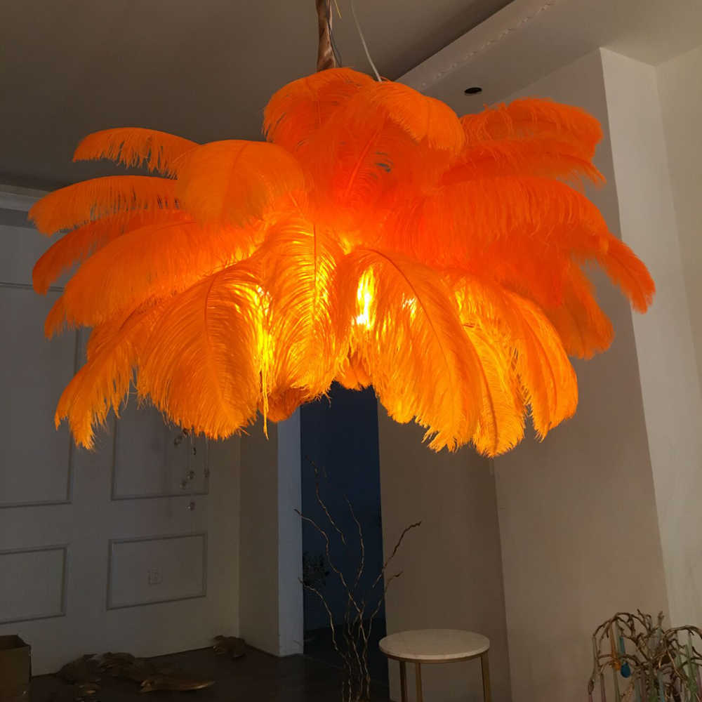 Lámparas de araña de plumas de avestruz