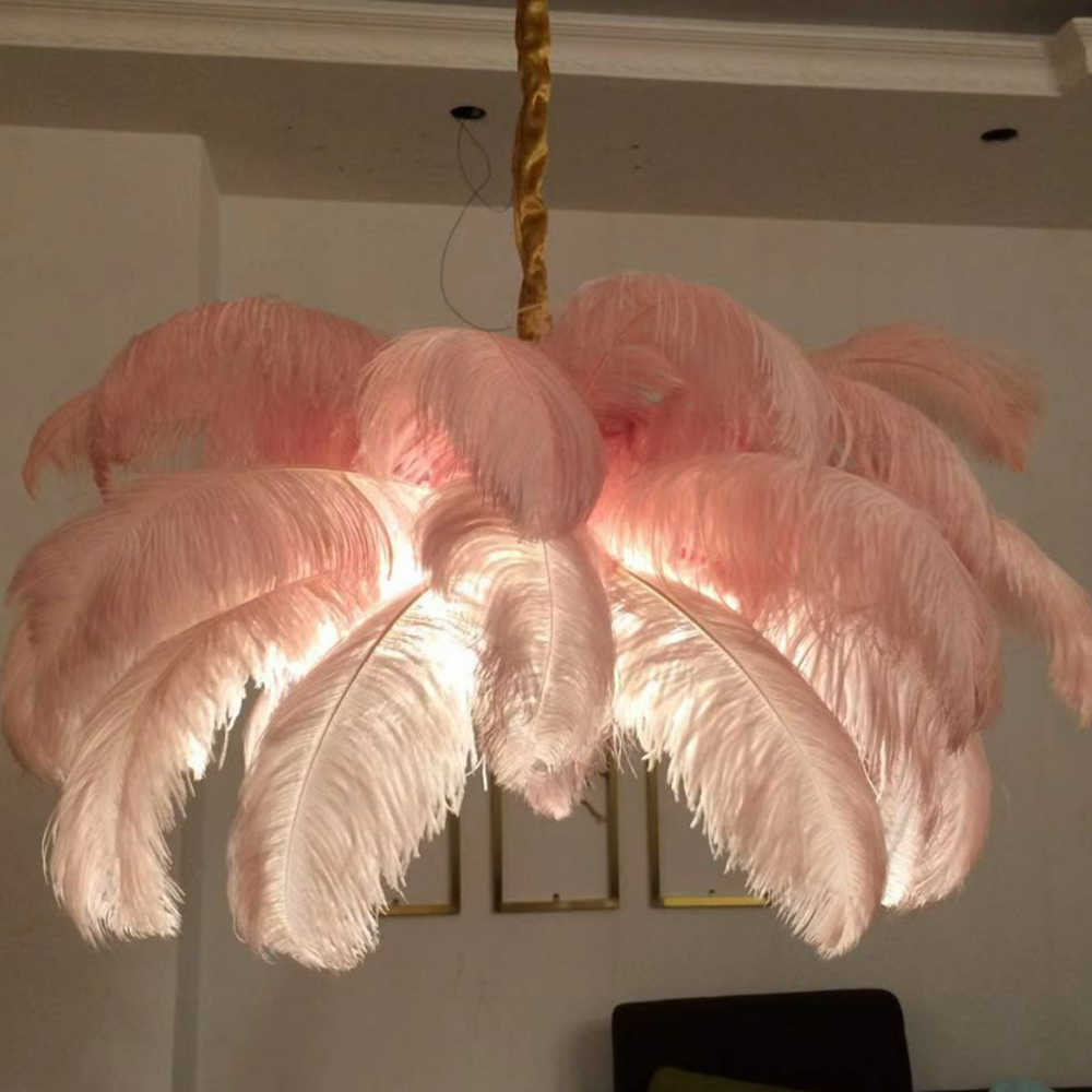 Lámparas de araña de plumas de avestruz