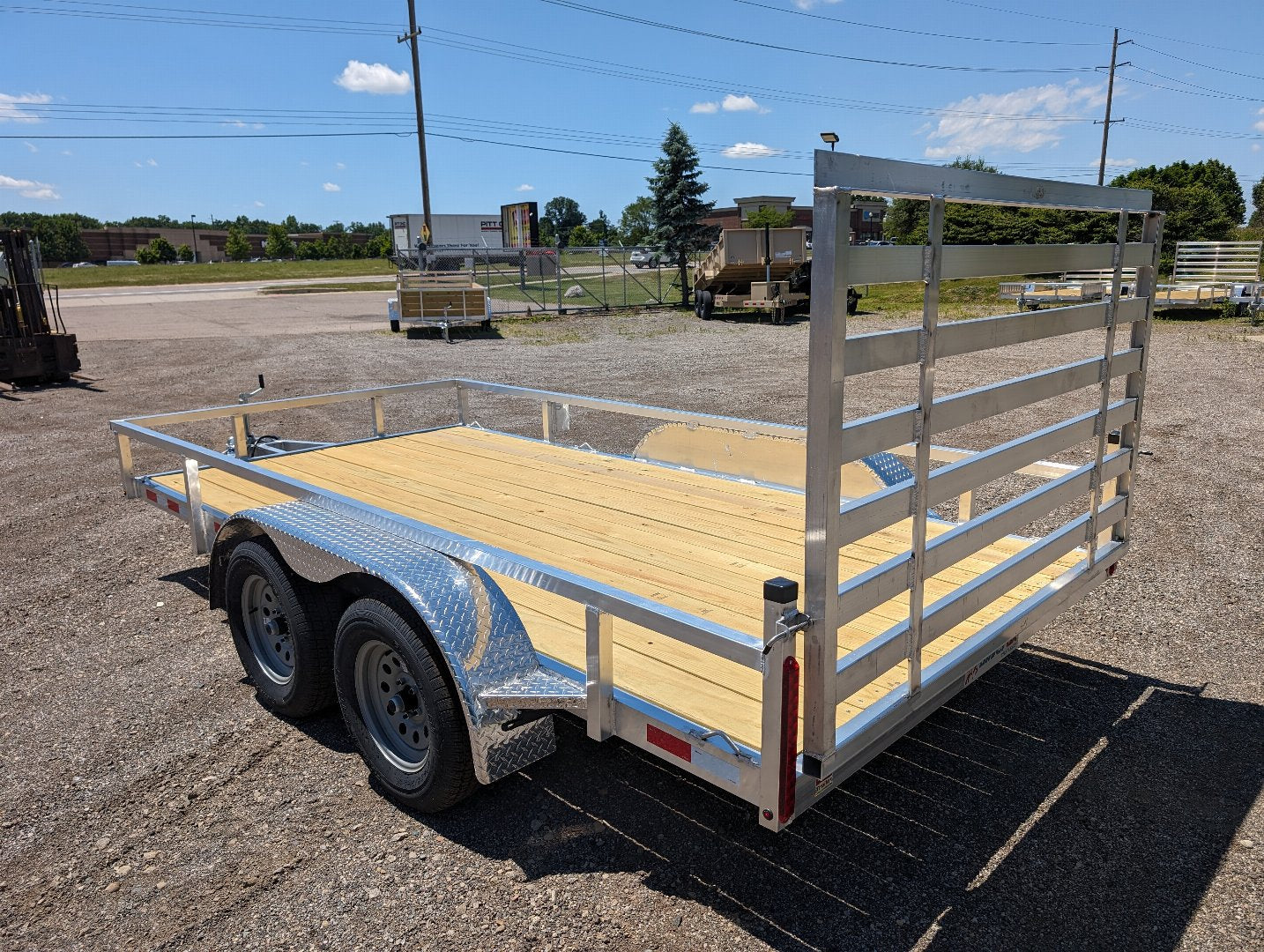 Silver Ox 7x14 Aluminum Tandem Axle Utility Trailer – Ramp Gate – Electric Brakes | AAA Trailer