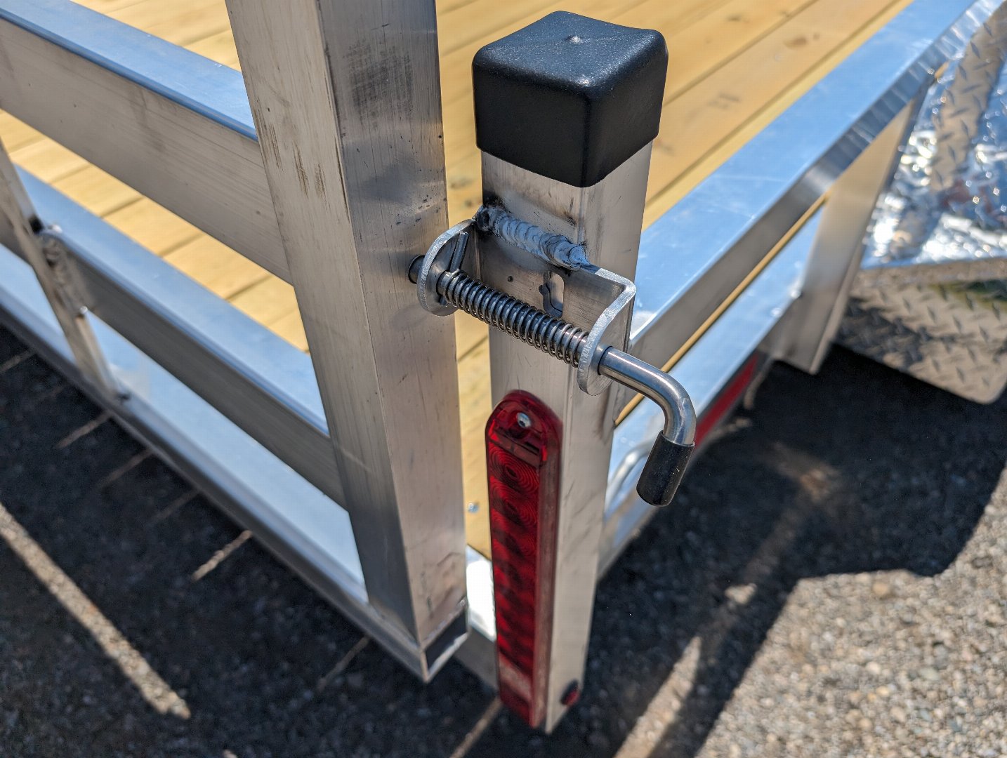 Silver Ox 7x14 Aluminum Tandem Axle Utility Trailer – Ramp Gate – Electric Brakes | AAA Trailer