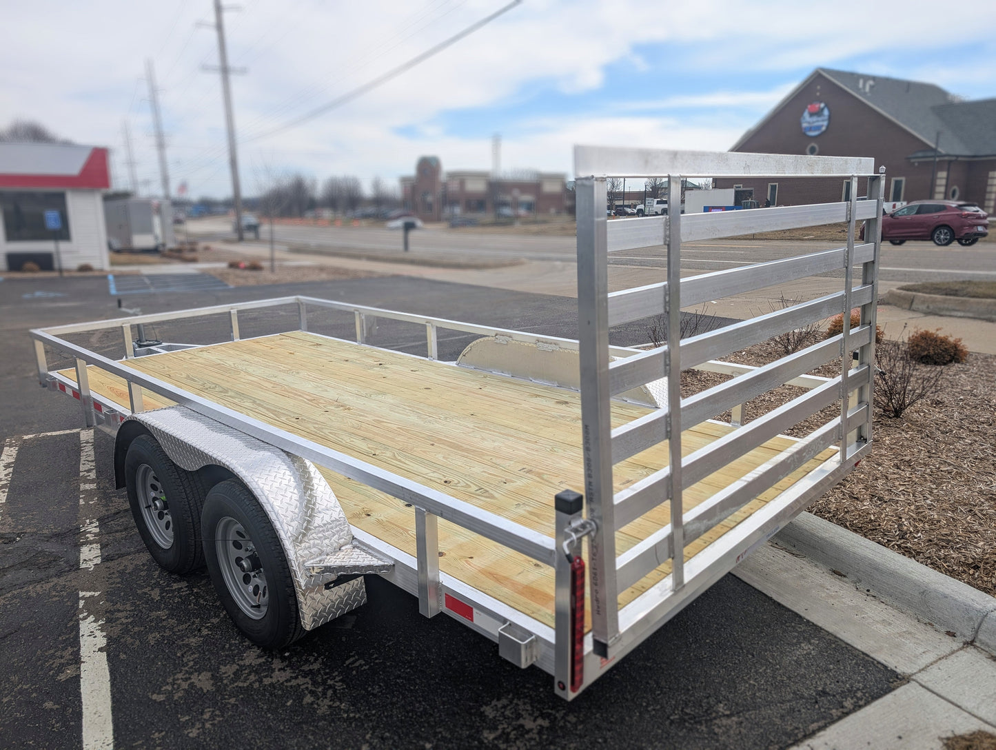 Silver Ox 7x16 Aluminum Tandem Axle Utility Trailer – Rear Ramp – Electric Brakes | AAA Trailer