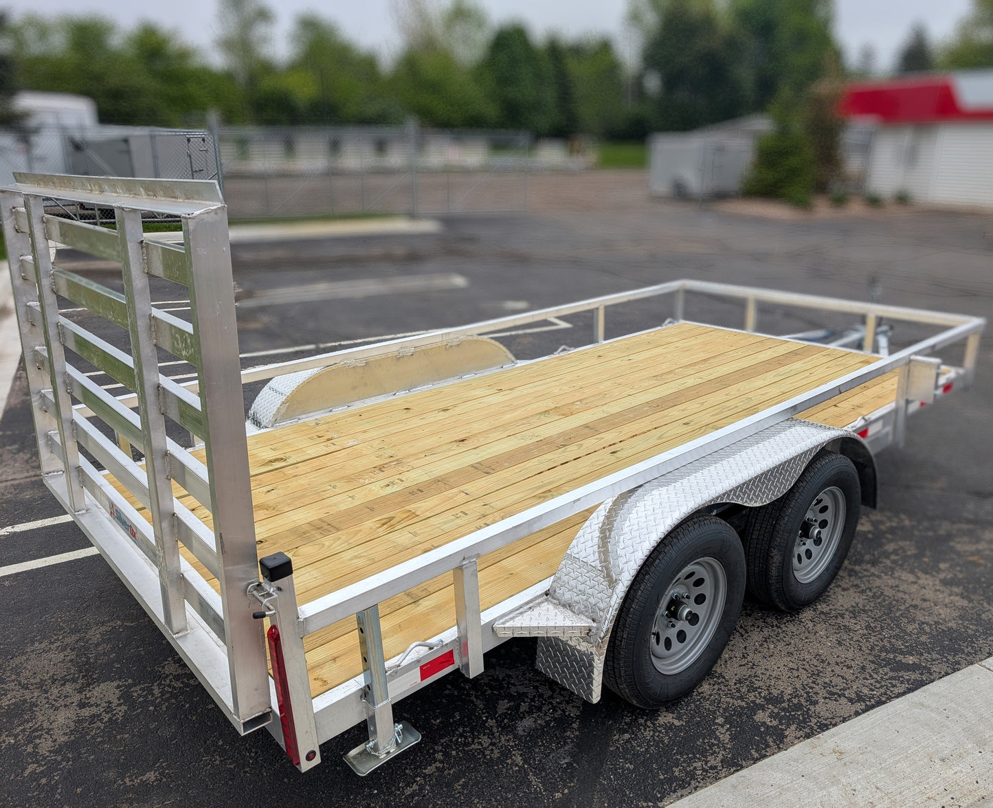 Silver Ox 7x14 Aluminum Tandem Axle Utility Trailer – HD Ramp – Brakes on Both Axles | AAA Trailer